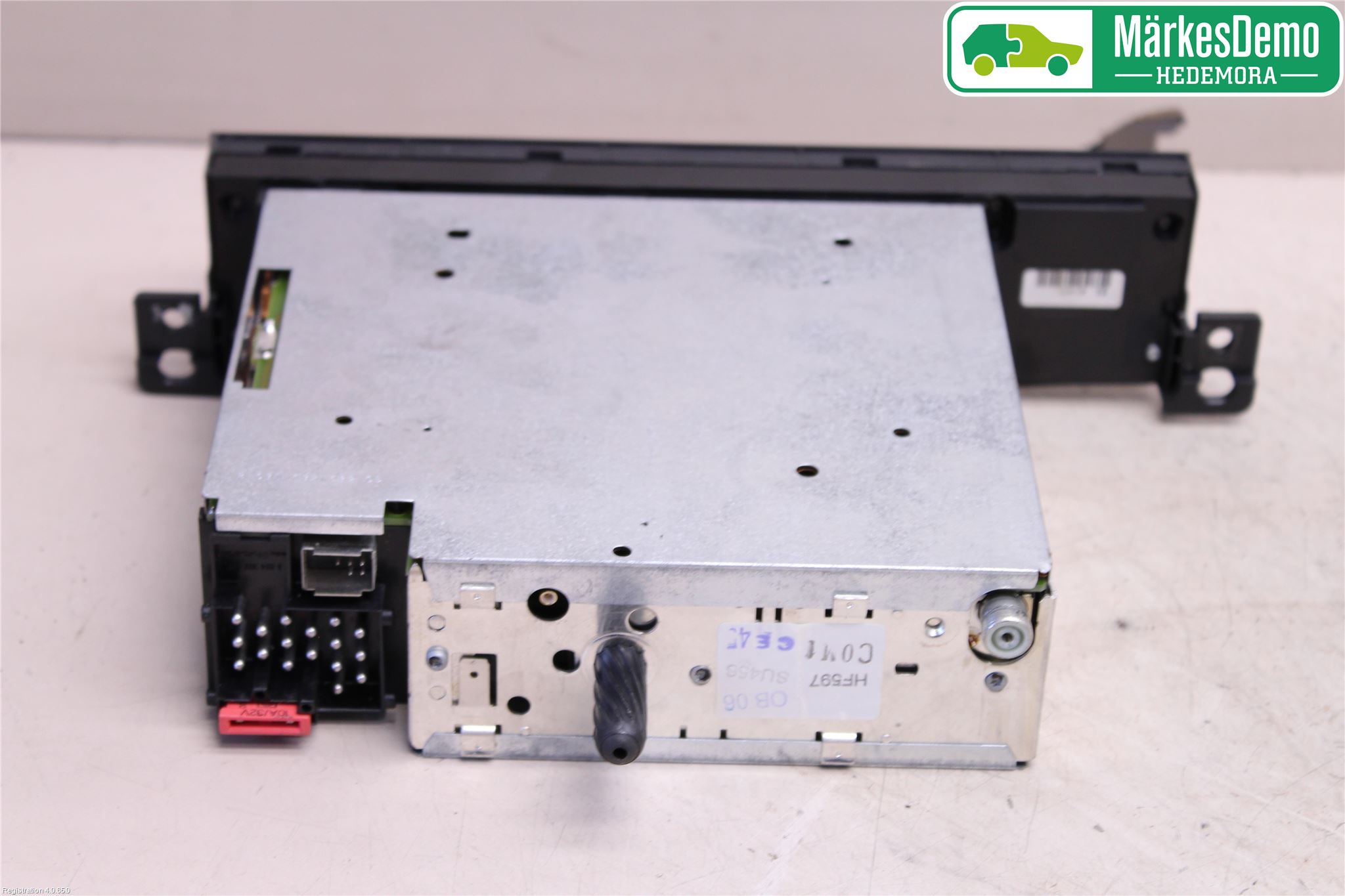 BMW 3 E46      98-05 Stereo Radio Med Cd