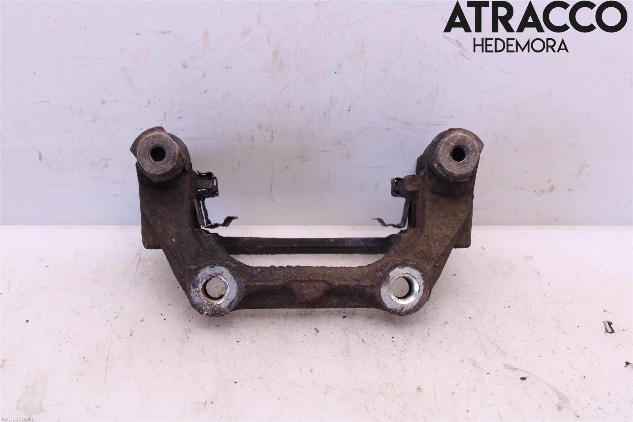 Toyota AVENSIS 16-18 Bremsecaliper Feste Holder
