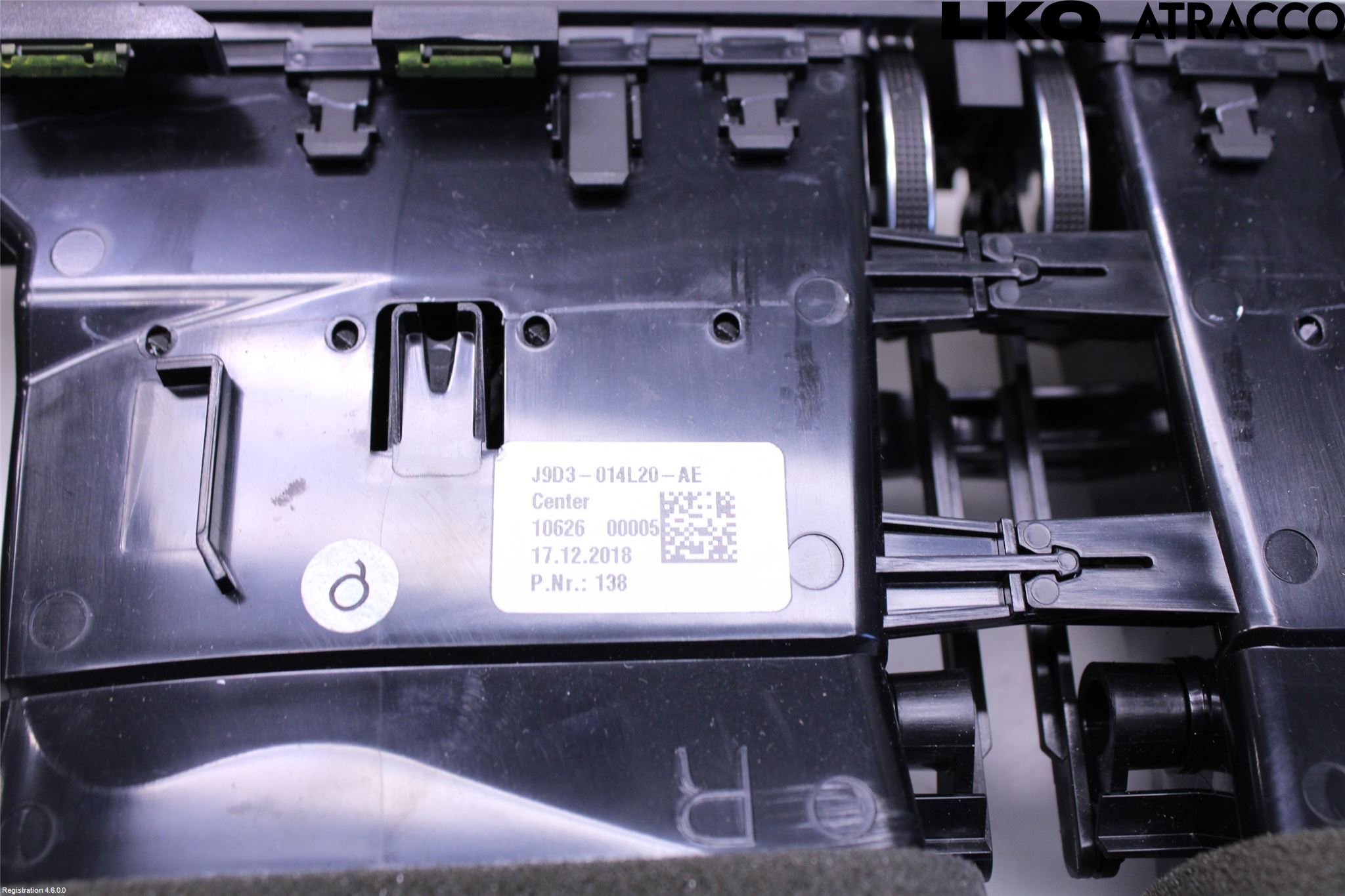 Jaguar I-PACE 18- Dashbord Kanal - Dyse
