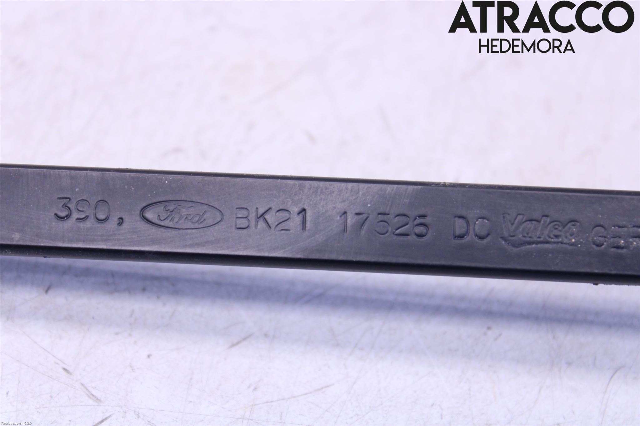 Ford TRANSIT SKÅP/BUSS 14-22 Viskerarm-Armer Frontrute