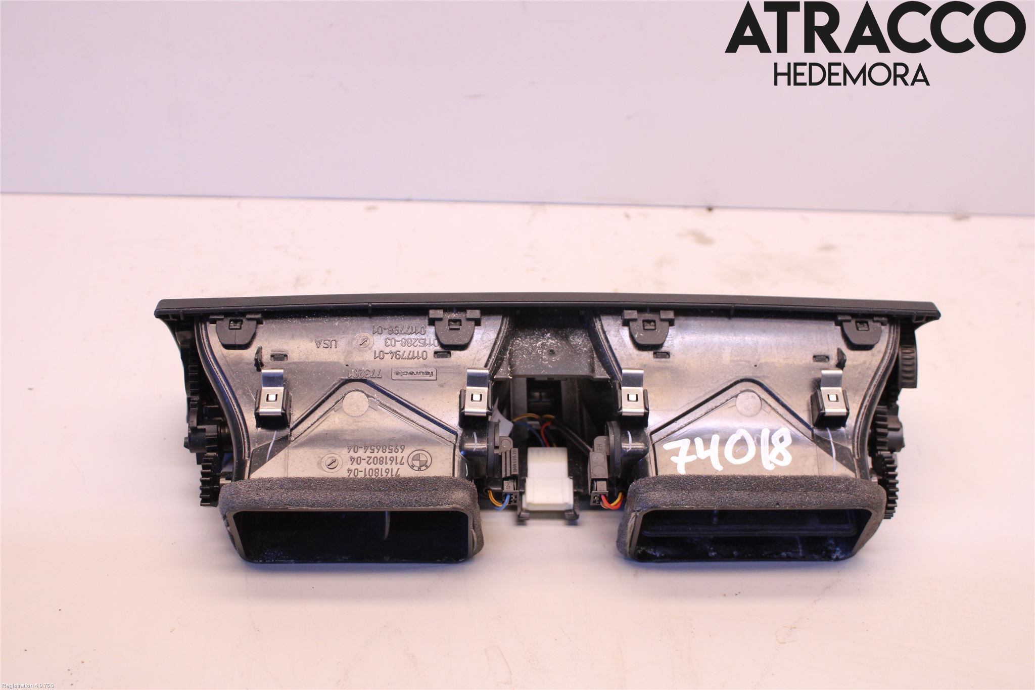 BMW X5 E70 07-13 Dashbord Kanal - Dyse