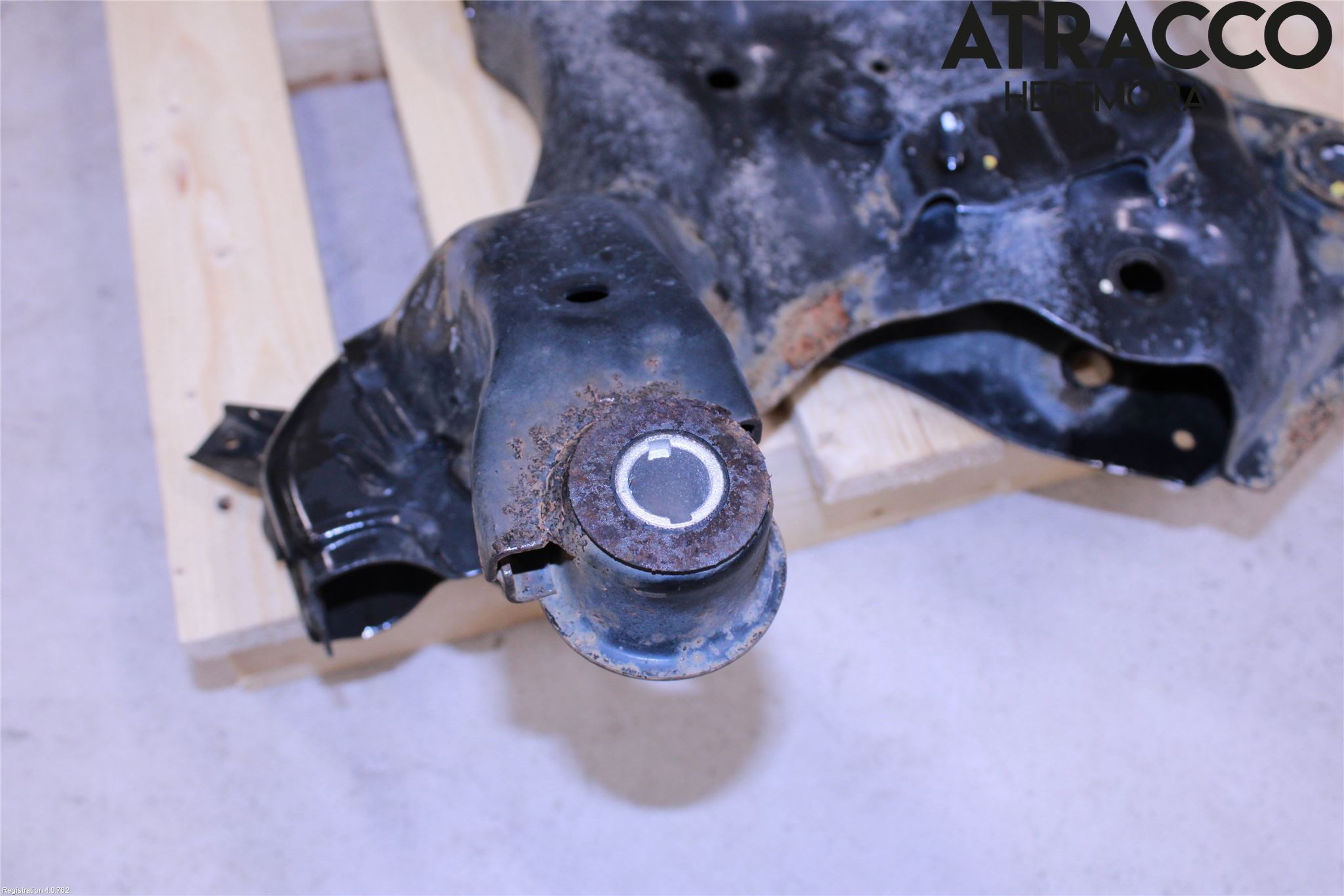 Kia CARENS III 13-19 Forstillingsbjelke(Tvergående)