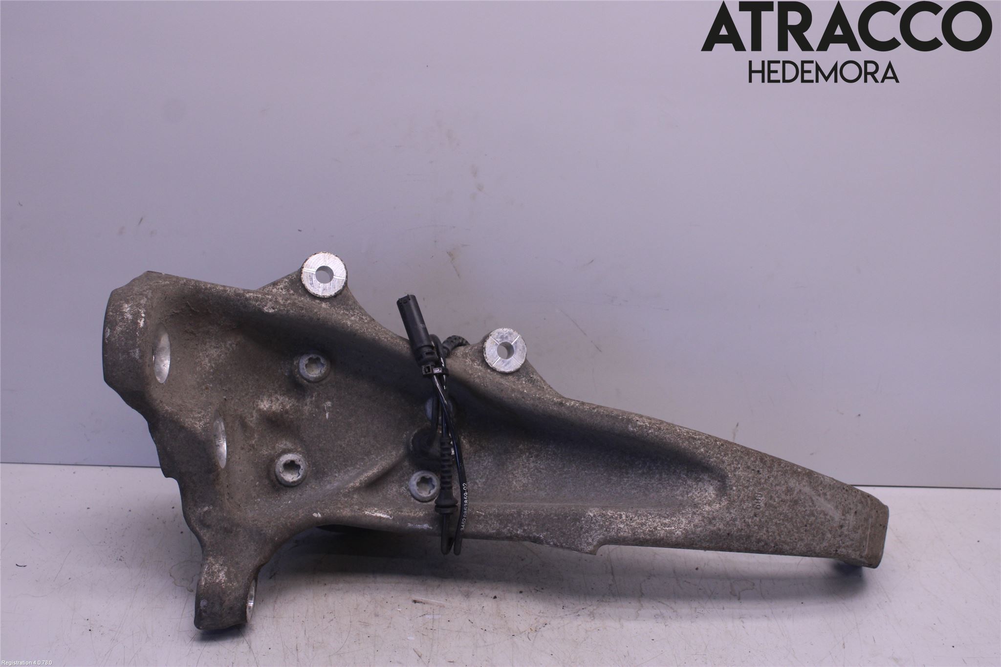 BMW 5 F10/F11/F18 09-17 Spindel Vf