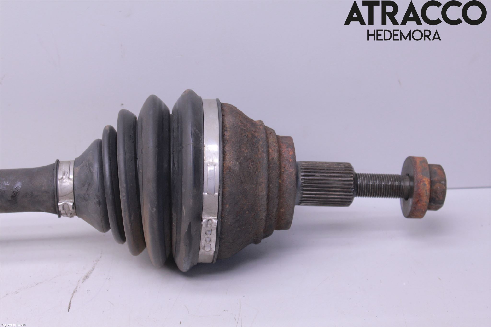 Audi A3/S3 05-13 Drivaksel Foran Kompl Venstre