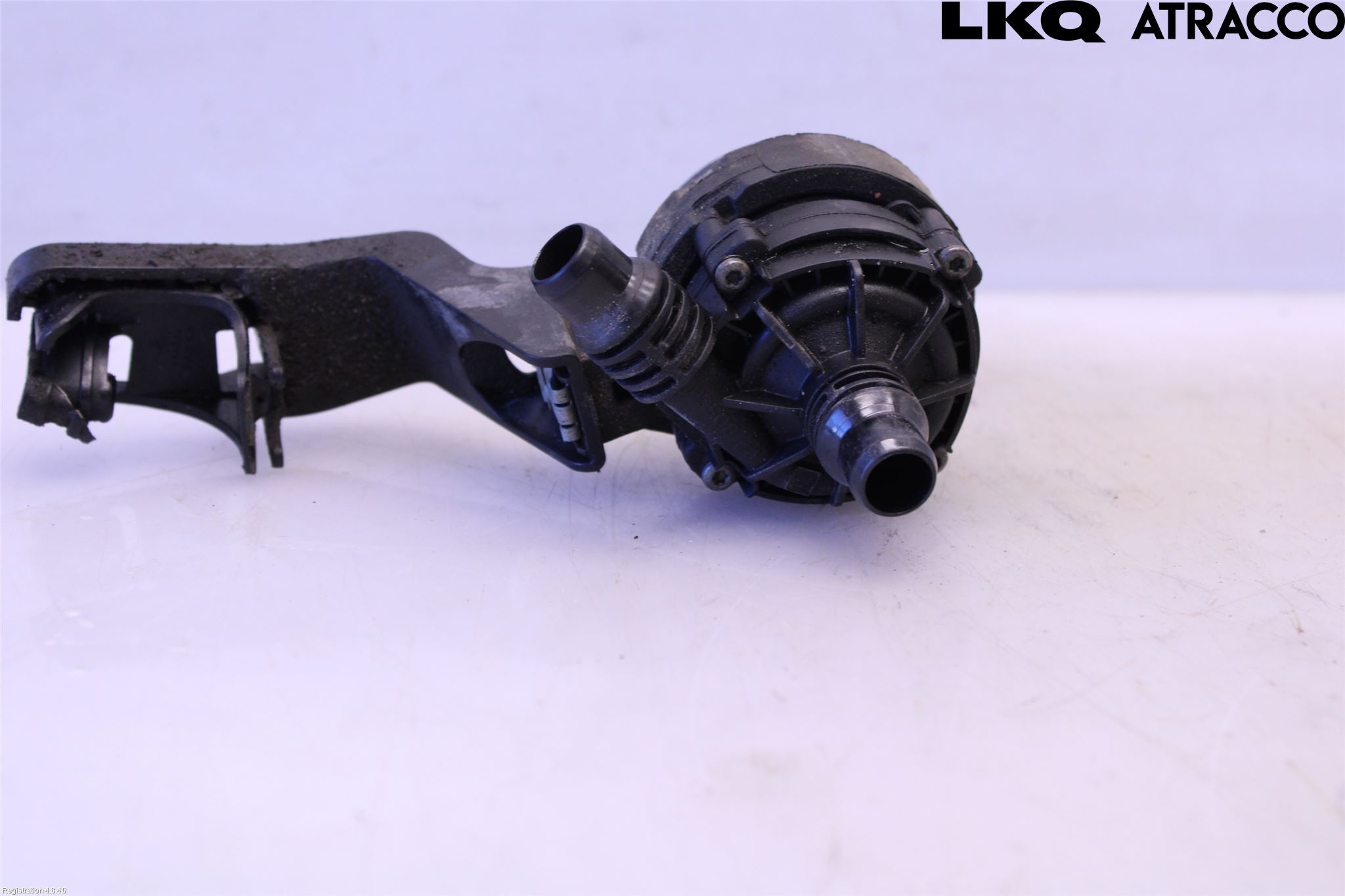BMW 5 G30/G31/F90 17-23 Varme Sirkulasjonspumpe