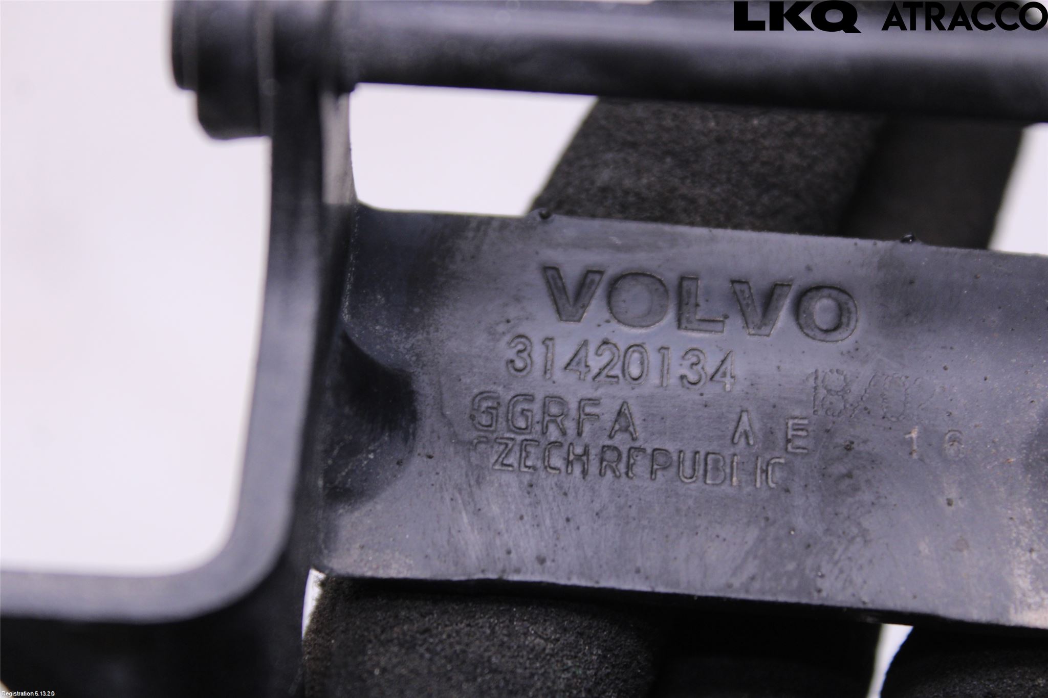 Volvo V90 17->> Bakluke Hengsel Høyre