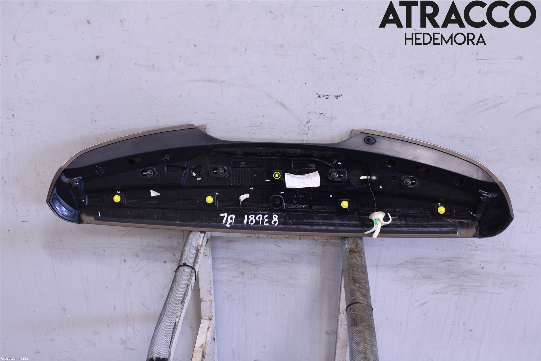 Volvo V60 CROSS COUNTRY 16-18 Spoiler Bakluke