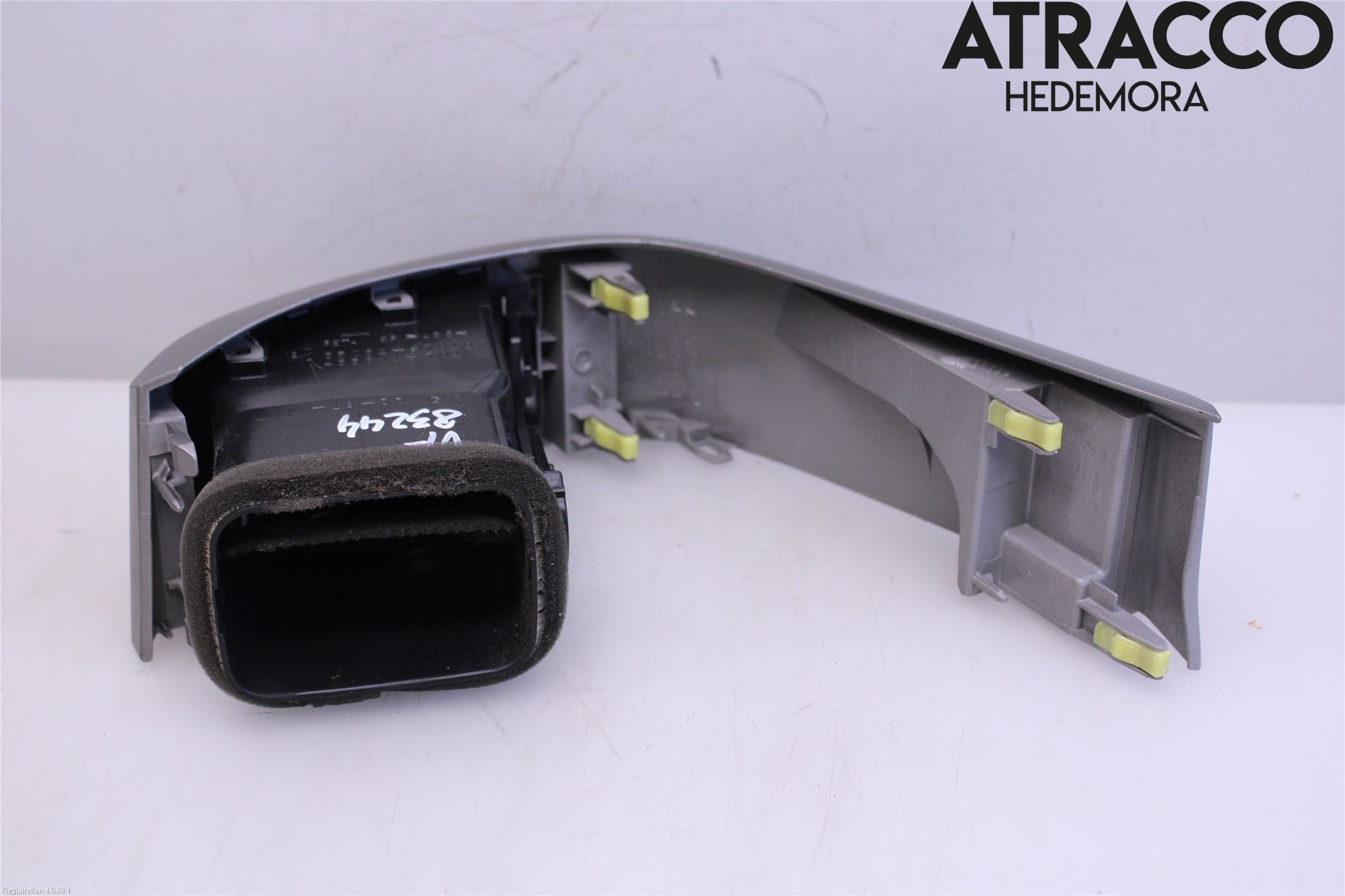 Toyota PRIUS NWH20 04-08 Dashbord Kanal - Dyse