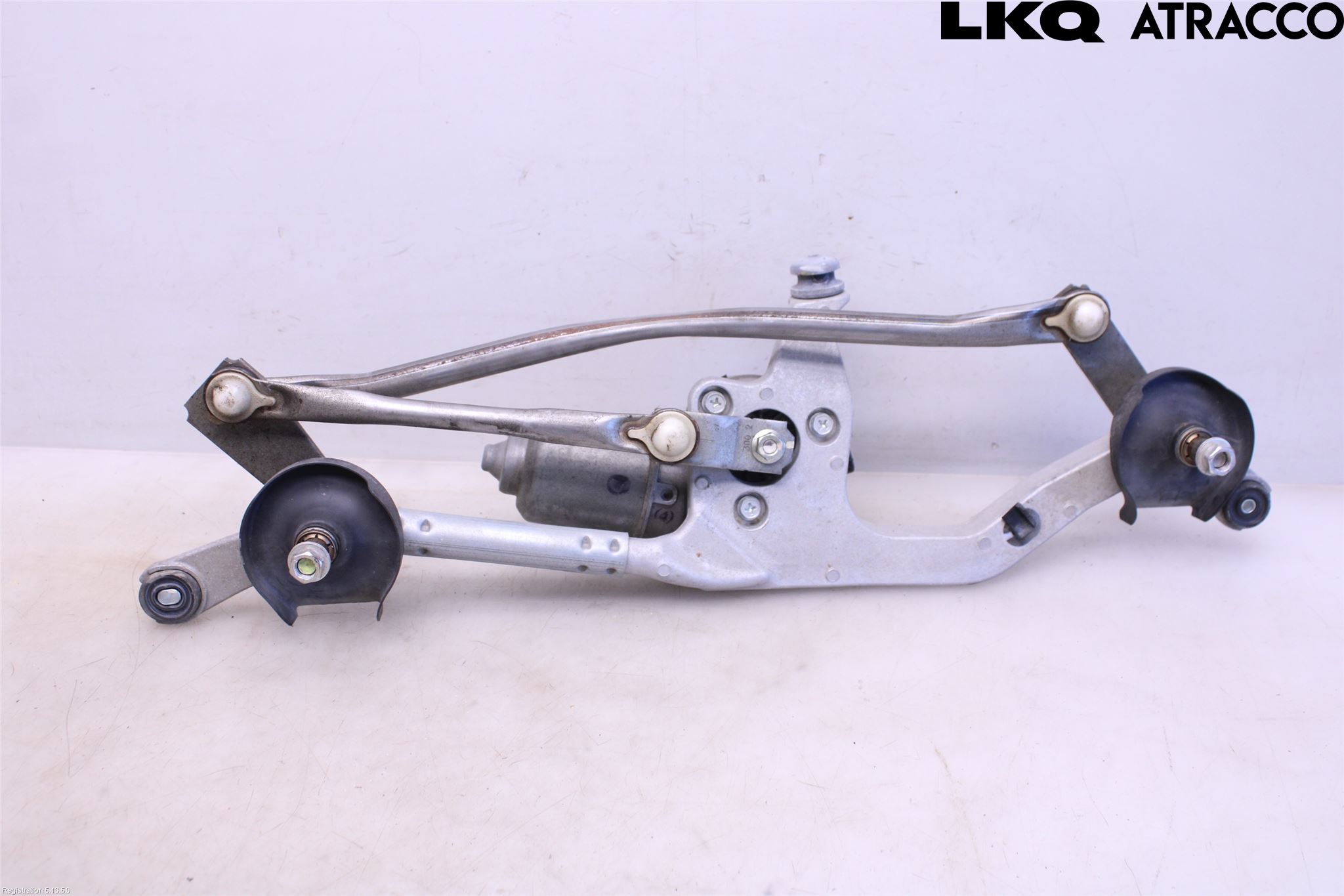 Toyota AURIS 13-19 Viskermotor Frontrute