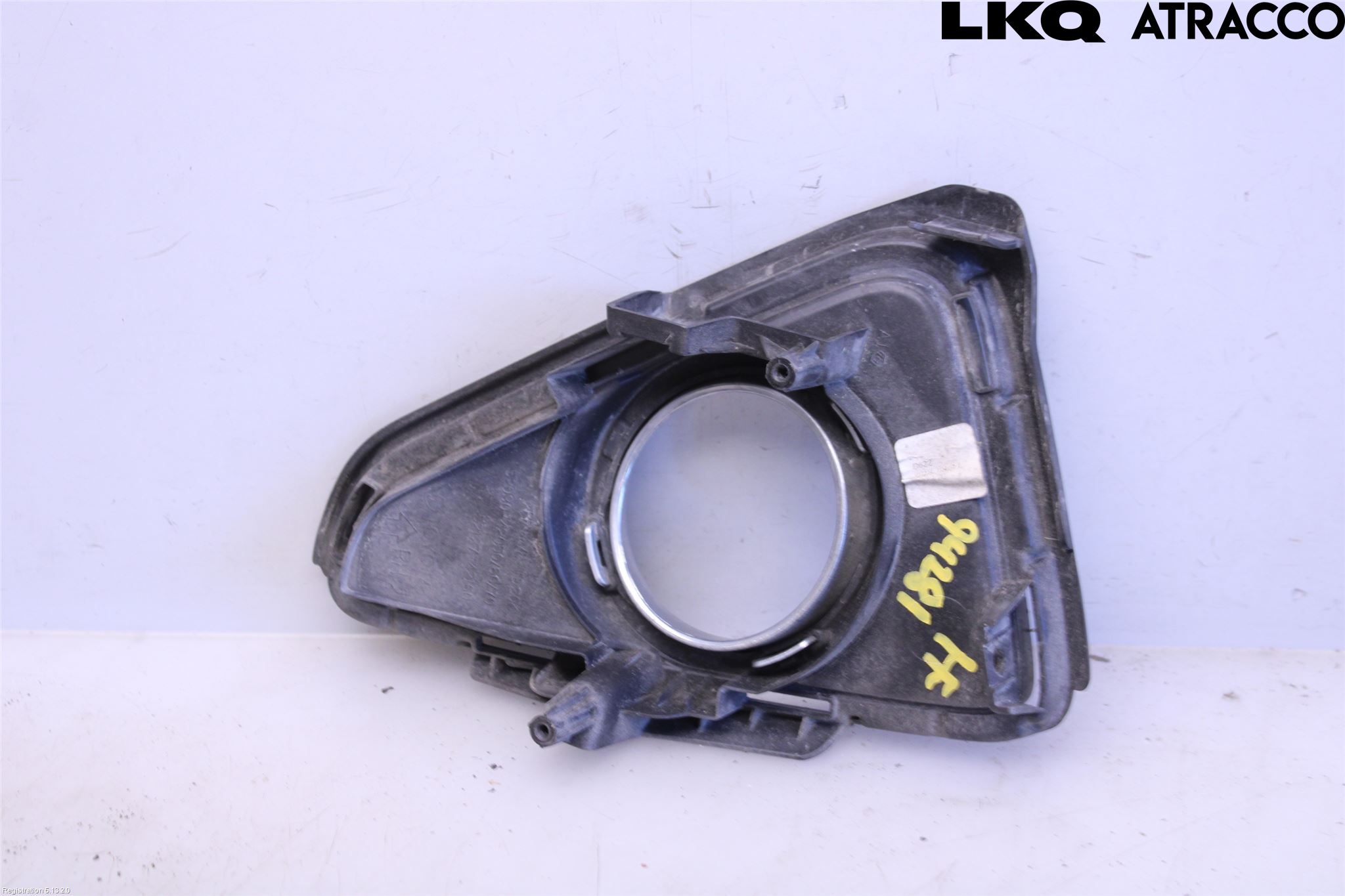 Toyota RAV4 13-18 Frontlykt Kurve-Tåkelys Ramme