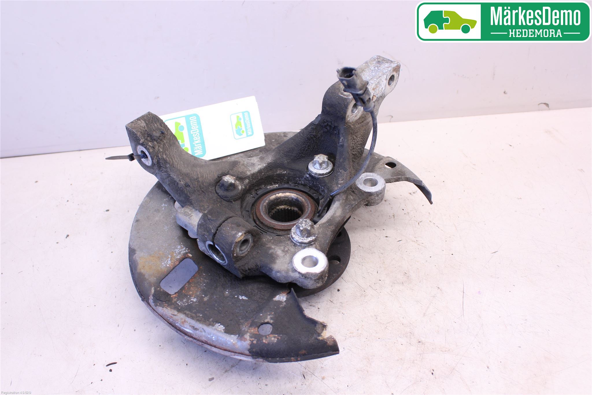 Saab 9-3 VER2/VER3 08-15 Spindel Vf