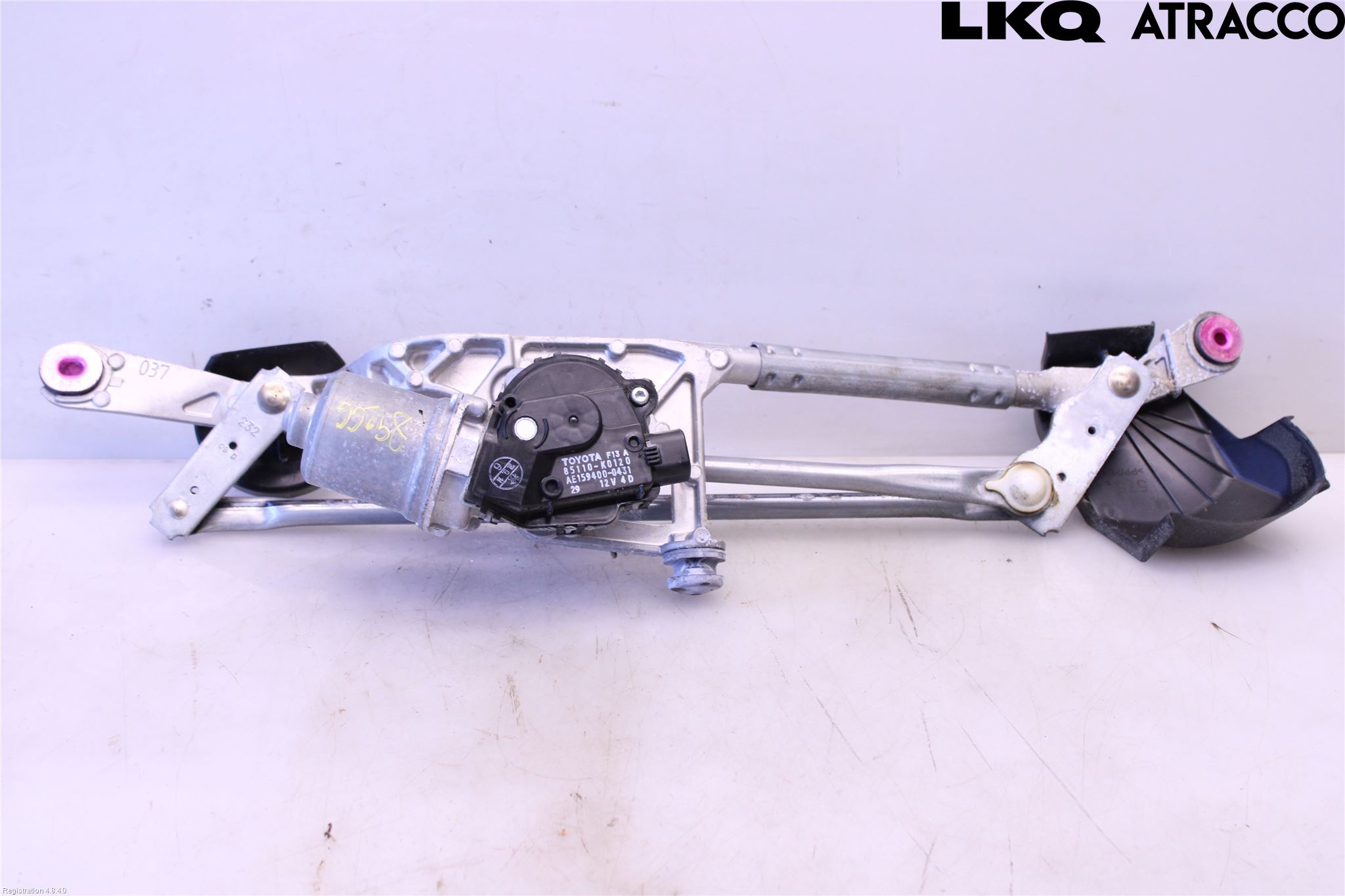 Toyota YARIS XP21 20- Viskermotor Frontrute