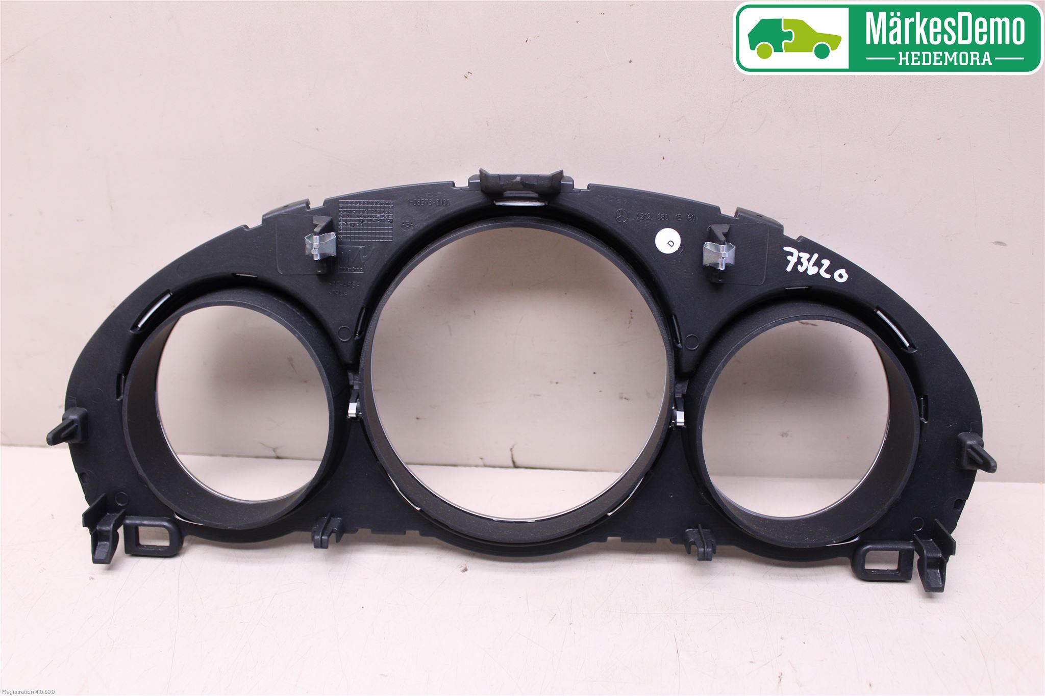 Mercedes-Benz MB E-KLASS (W212) 09-16 Instrument Ramme