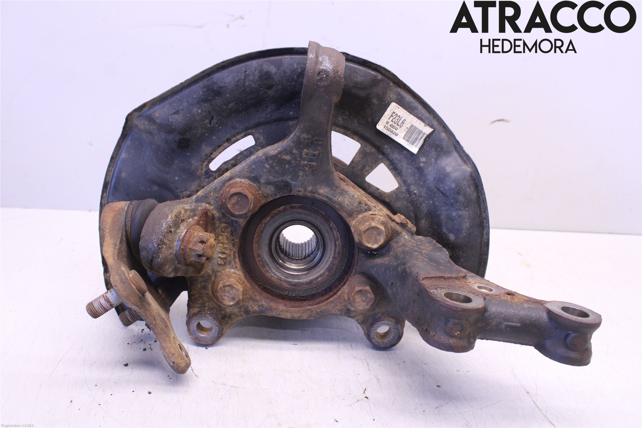 Toyota AVENSIS 09-15 Spindel Vf
