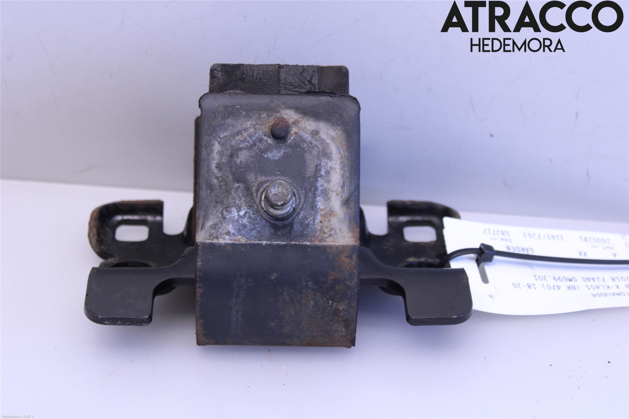 Mercedes-Benz MB X-KLASS (BR 470) 18-20 Motor Feste Gummi