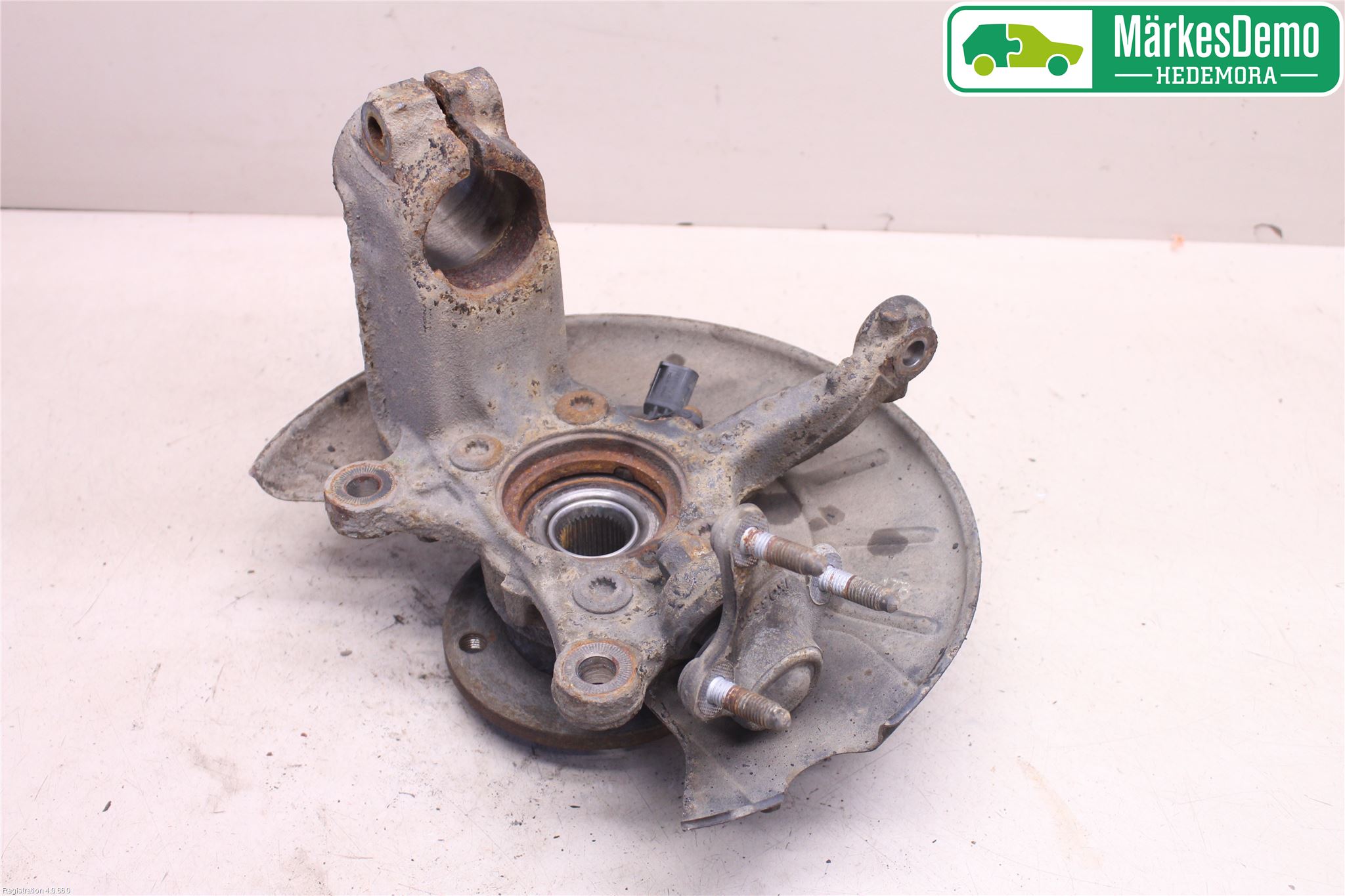 Volkswagen VW GOLF VI 09-13 Spindel Hf