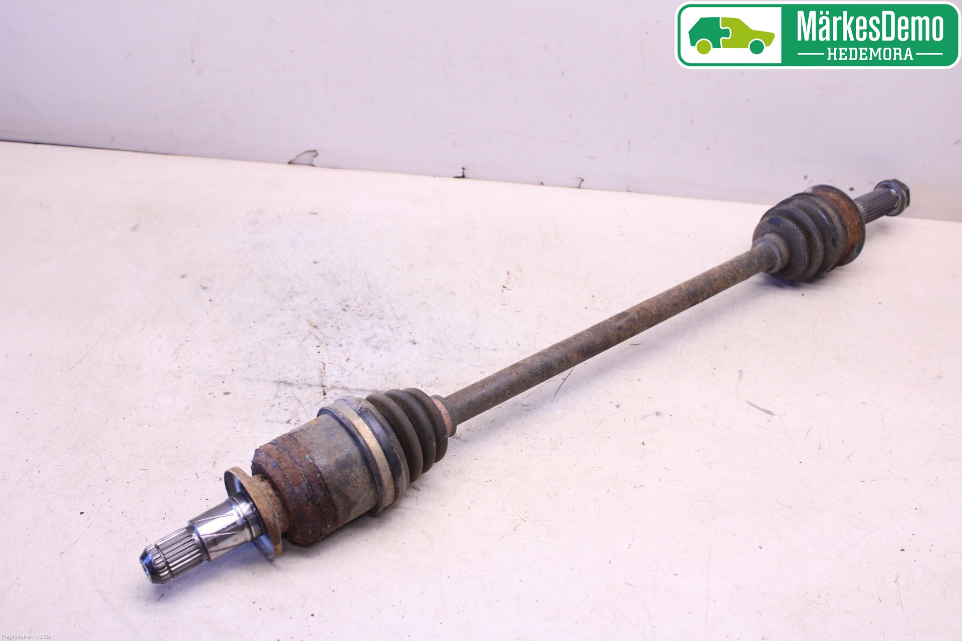 Subaru OUTBACK 10-15 Drivaksel Bak Kompl Venstre