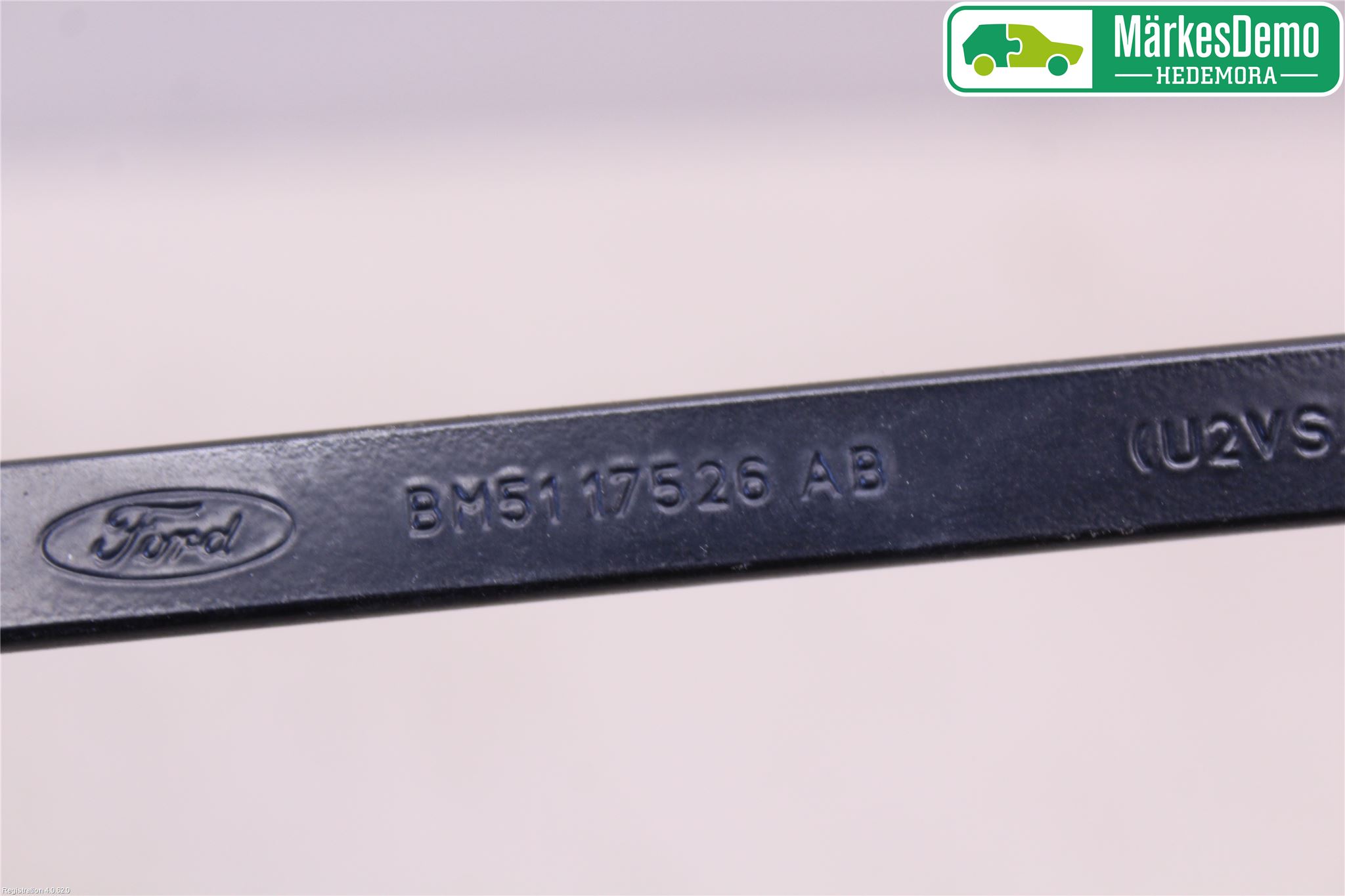 Ford FOCUS 11-14 Viskerarm-Armer Frontrute