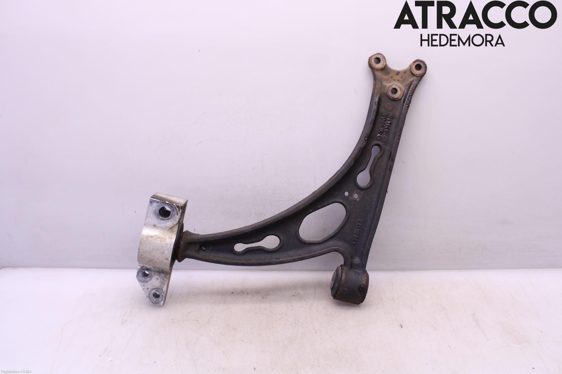 Volkswagen VW GOLF VI 09-13 Bærearm Foran Høyre Nedre