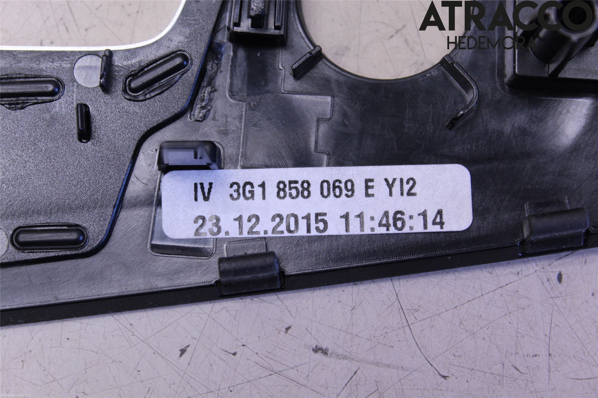 Volkswagen VW PASSAT 15-19 Innr Radio Ramme