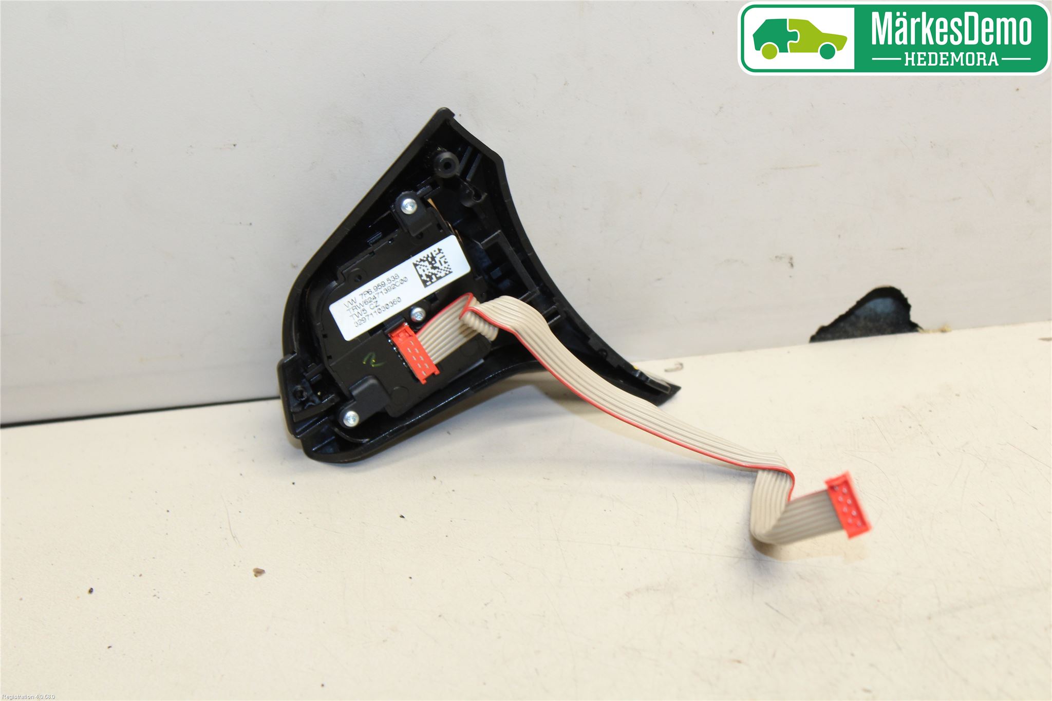 Volkswagen VW TOUAREG 7P 11-18 Bryter Ratt Radio-Stereo