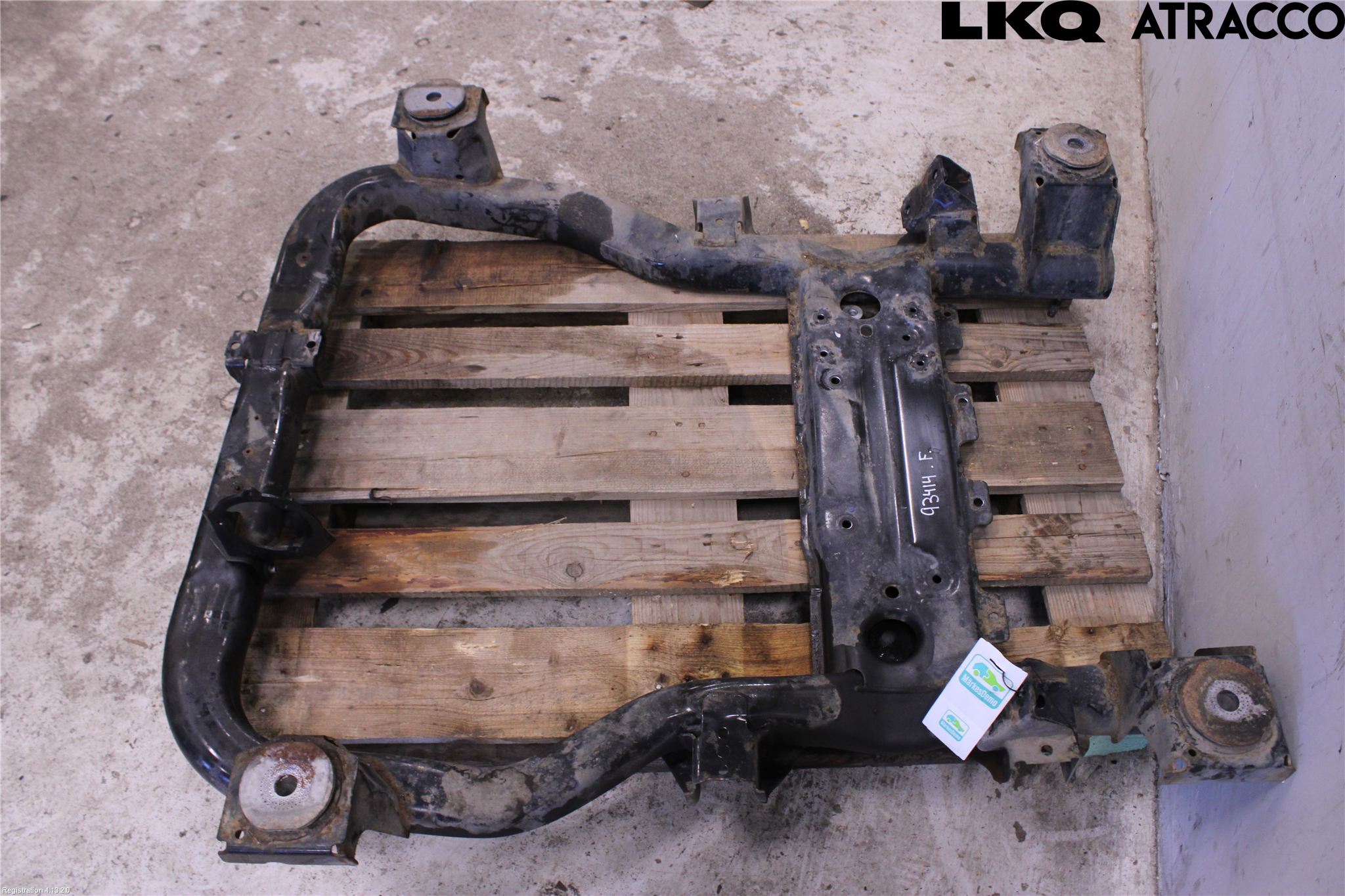 Volkswagen VW TRANSP/CARAVELLE (T5) 04-15 Forstillingsbjelke(Tvergående)