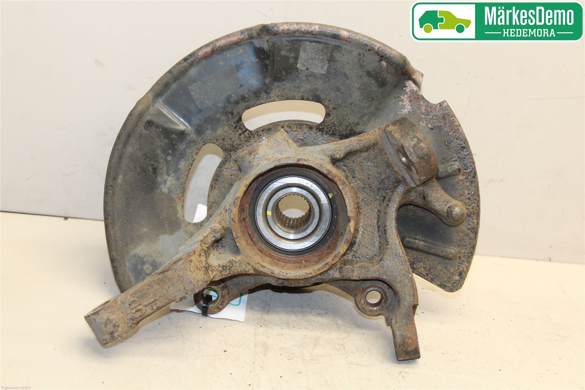 Hyundai VELOSTER 12-17 Spindel Vf