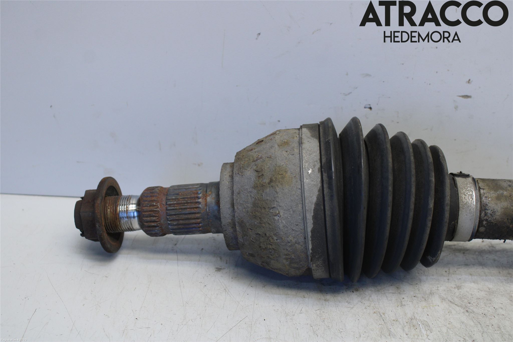 Saab 9-3 VER2/VER3 08-15 Drivaksel Foran Kompl Venstre