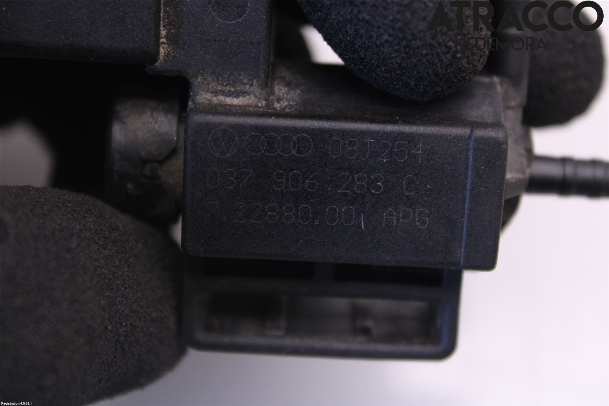 Volkswagen VW GOLF V 04-09 Vacuumventil