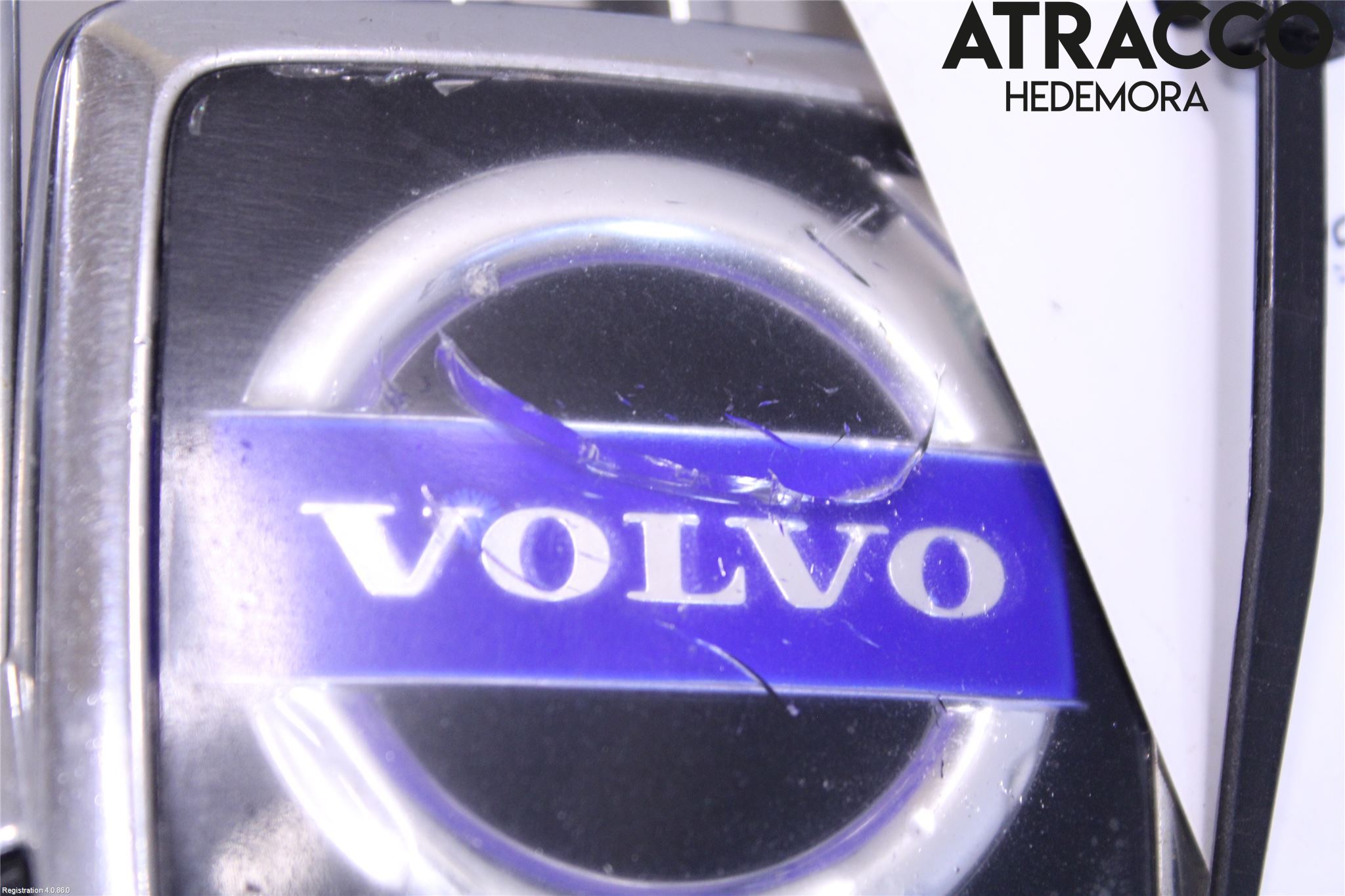 Volvo V70 00-04 Grill Komplett