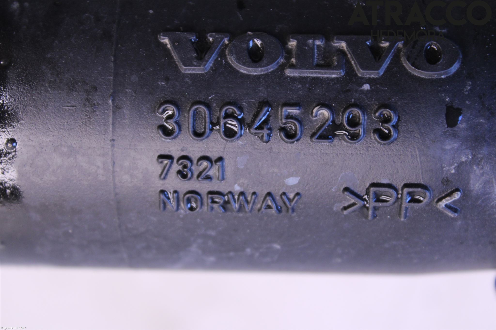Volvo S60 05-10 Motor Deksel Over Motor