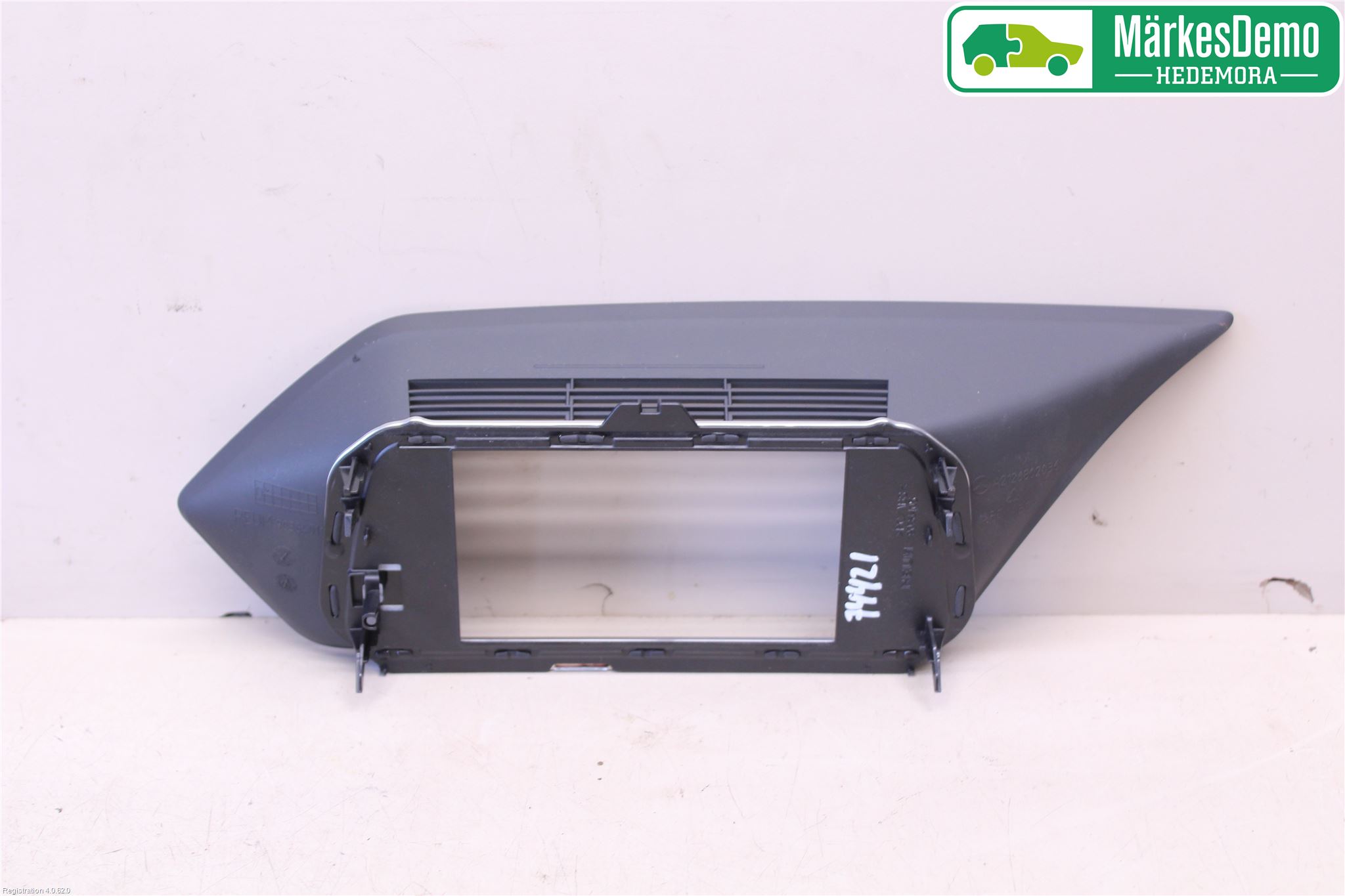 Mercedes-Benz MB E-KLASS (W212) 09-16 Innr Radio Ramme