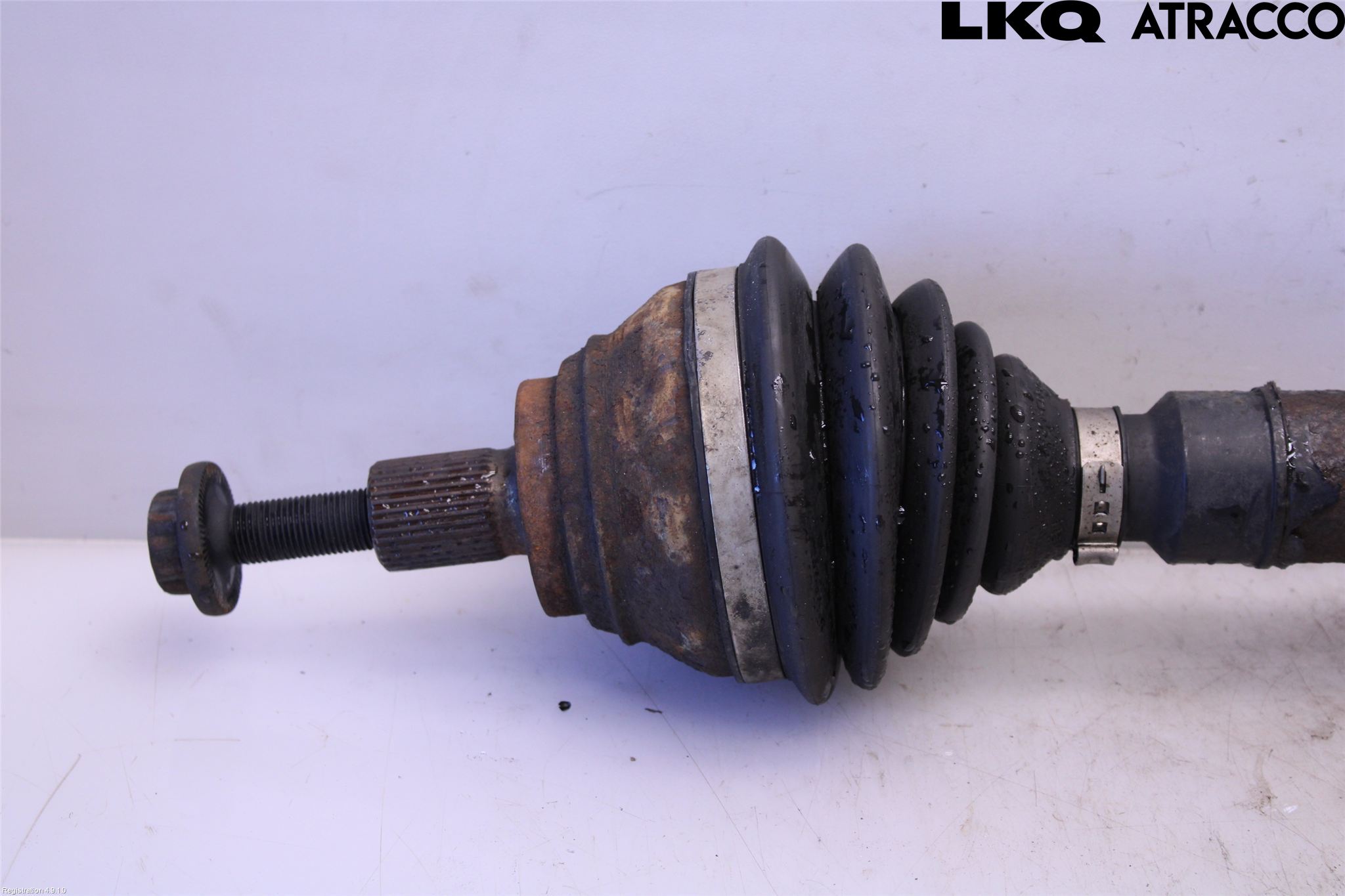 Volkswagen VW CADDY      04-10 Drivaksel Foran Kompl Høyre