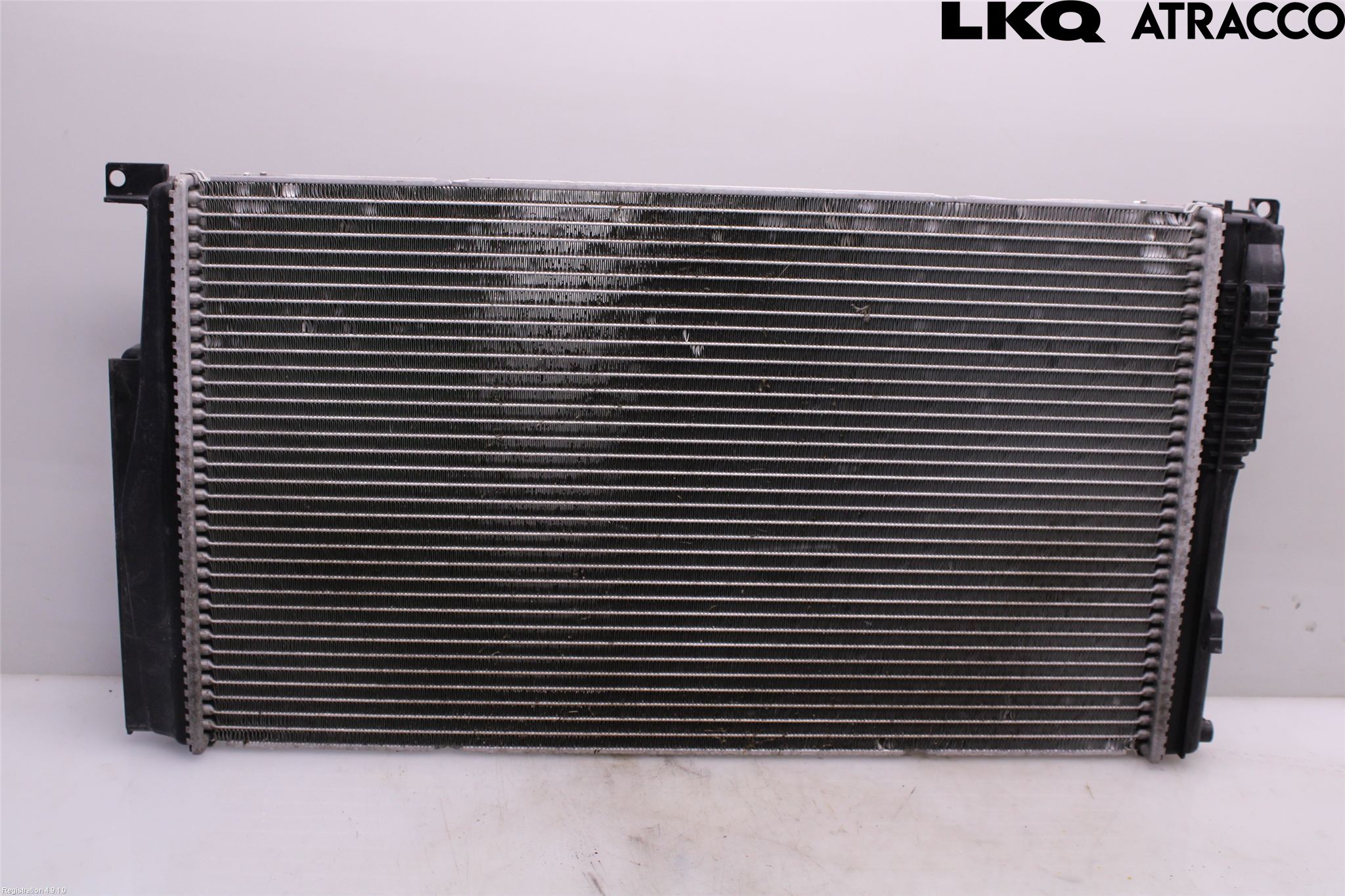 BMW i3 I01 13-22 Radiator Automat