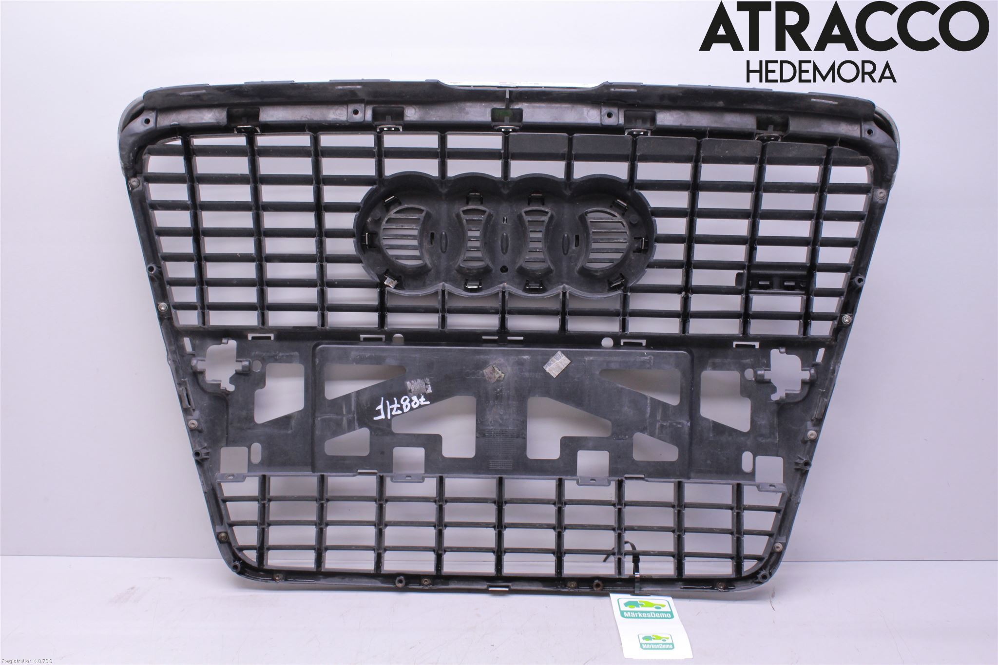 Audi A6/S6     05-11 Grill Komplett