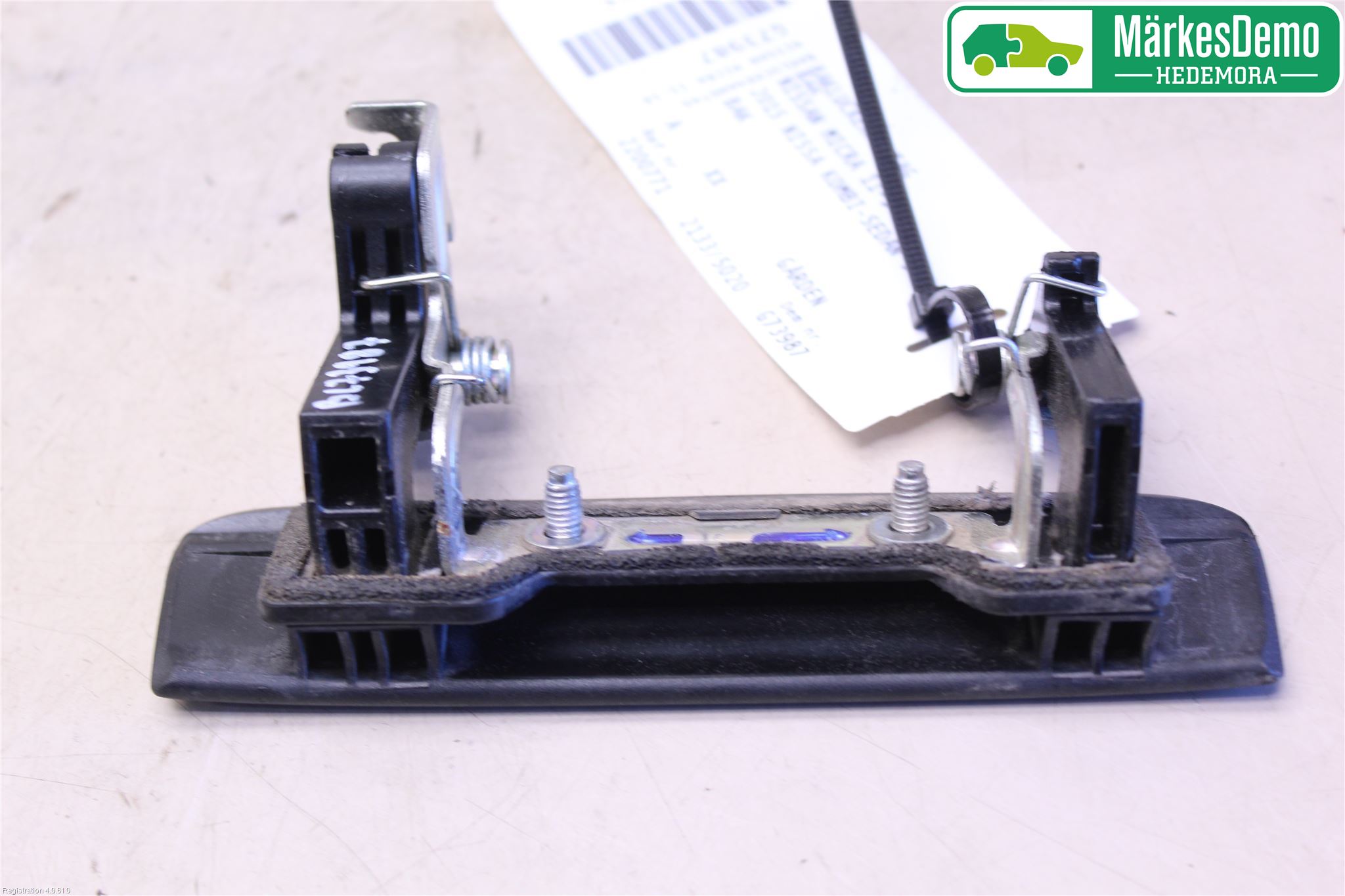 Nissan MICRA 11-16 Bakluke Handtak Ytre