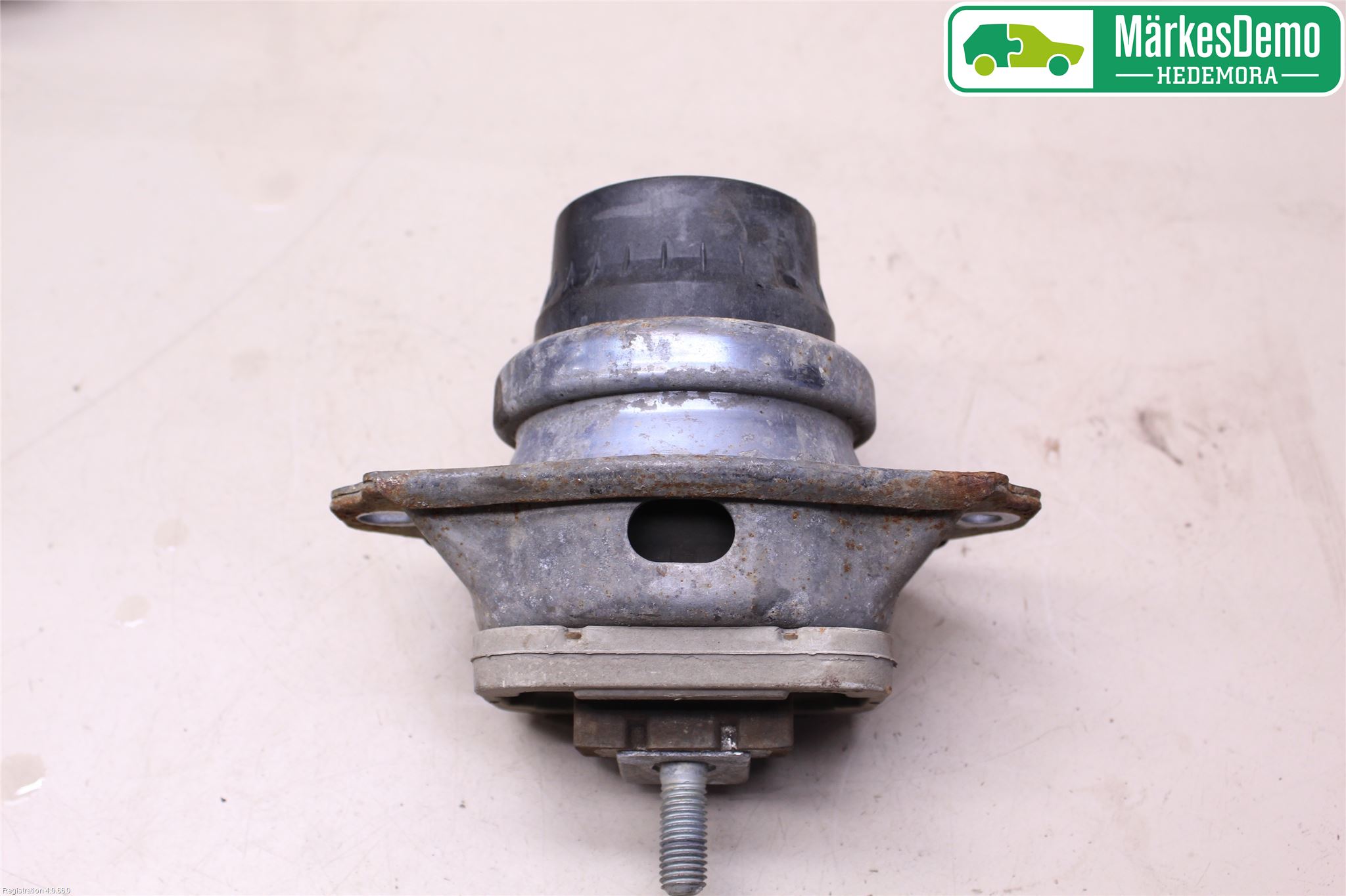 Landrover LAND ROVER DISCOVERY 4 10-16 Motor Feste Gummi