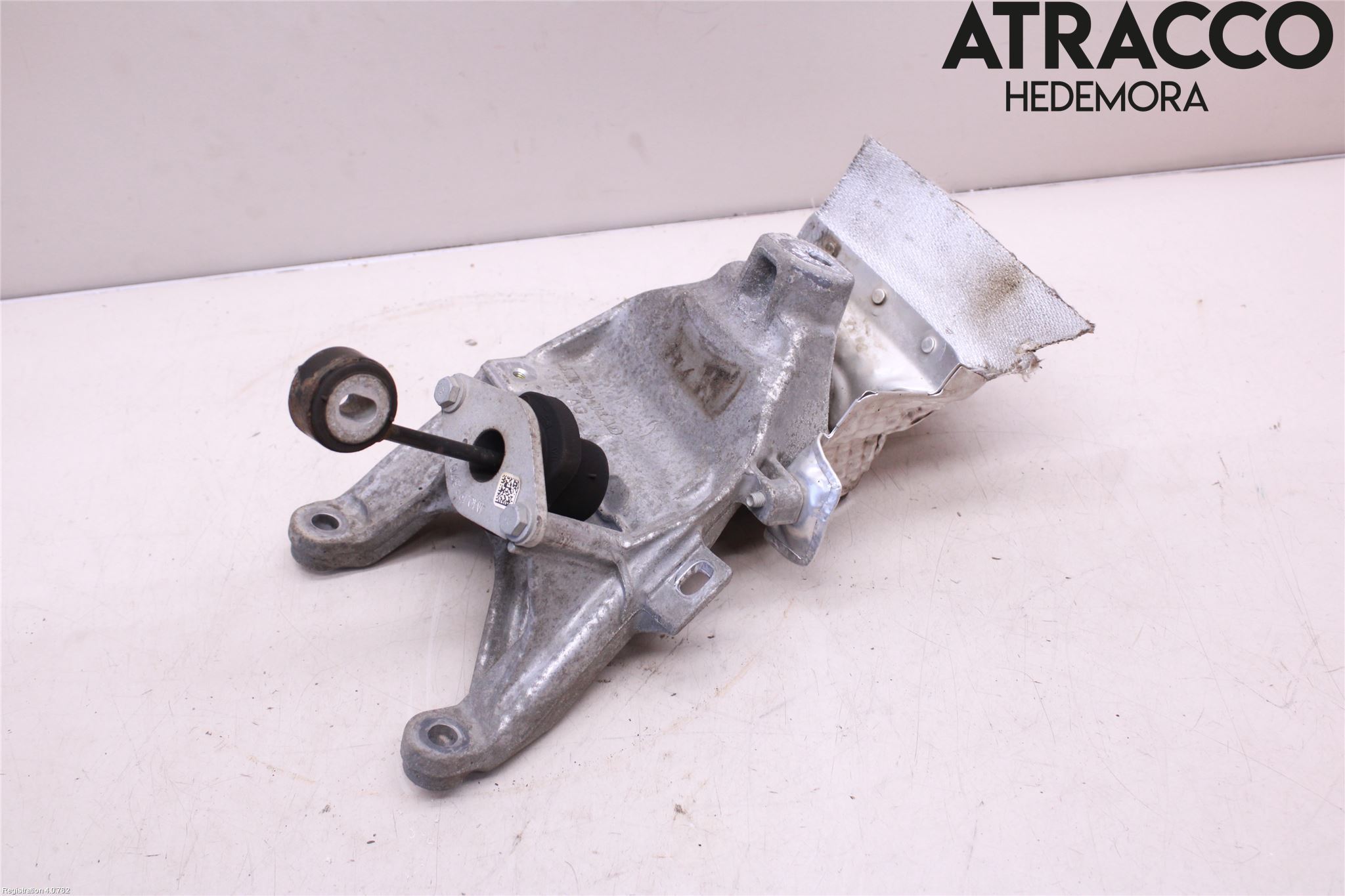 Audi A4/S4 B9 16-19 Motor Feste Stål-Alu