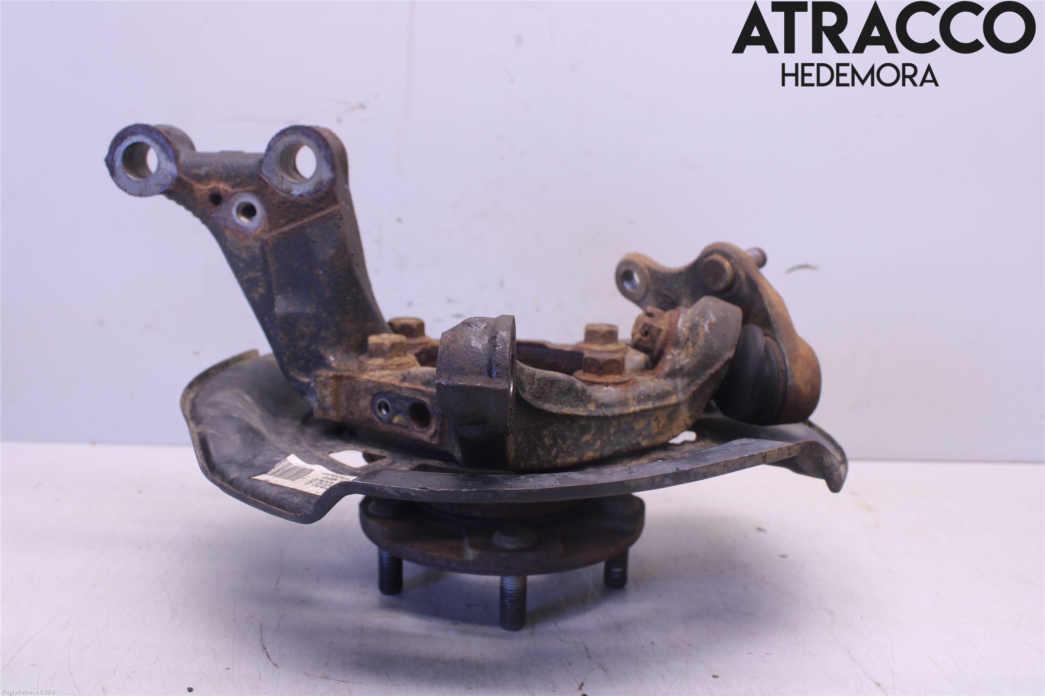Toyota AVENSIS 09-15 Spindel Vf