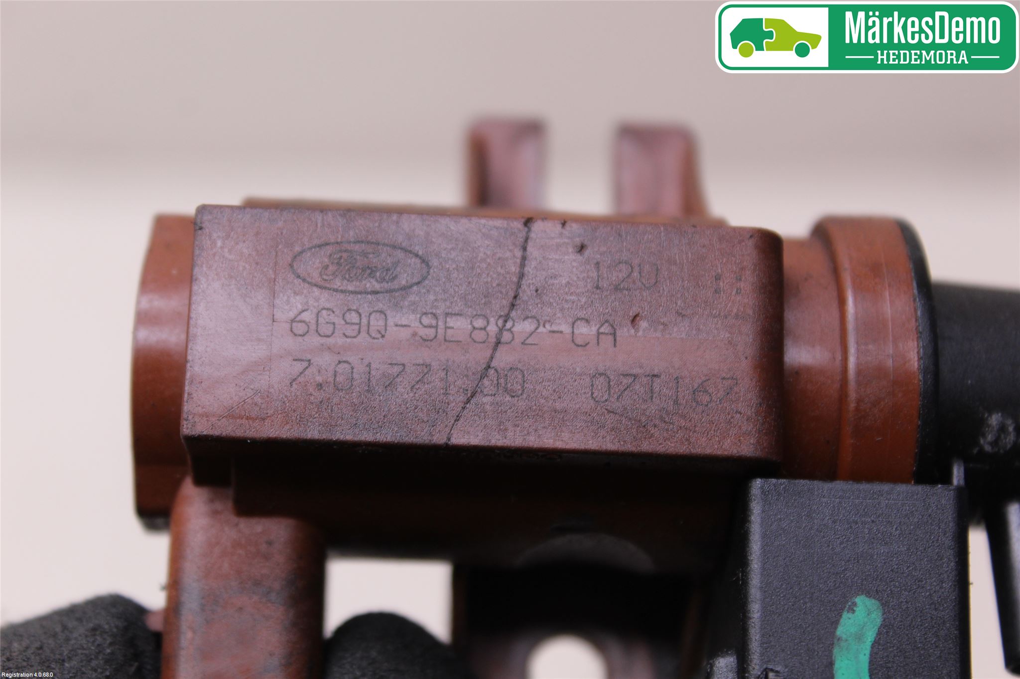 Ford MONDEO 07-15 Vacuumventil