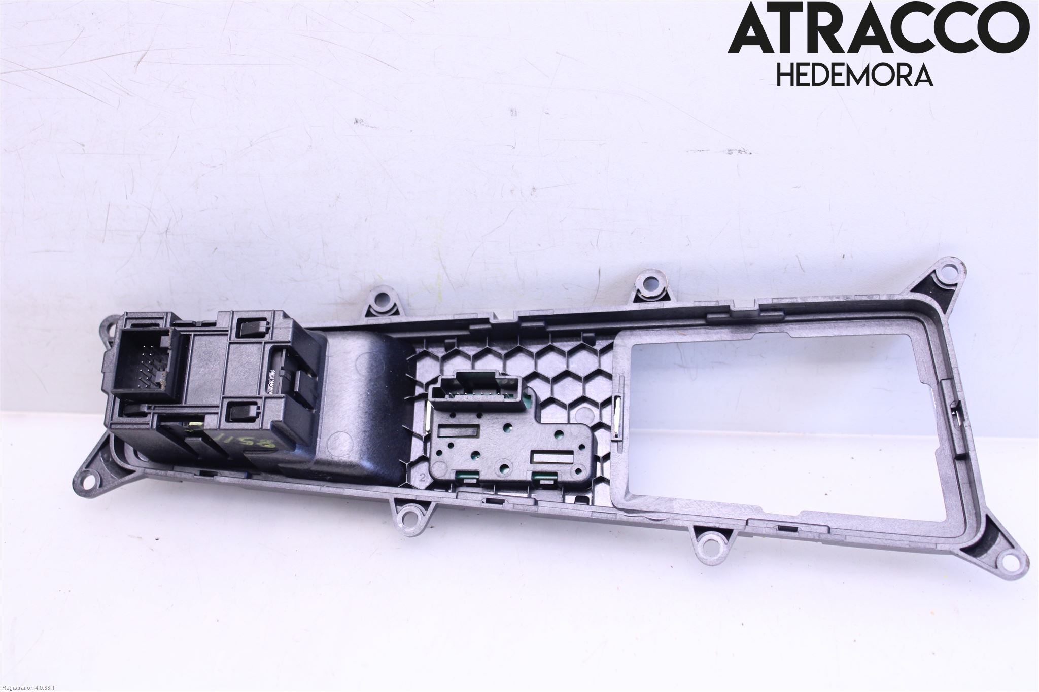 Audi A6 F2/C8 19- Bryter Parkeringsbrems