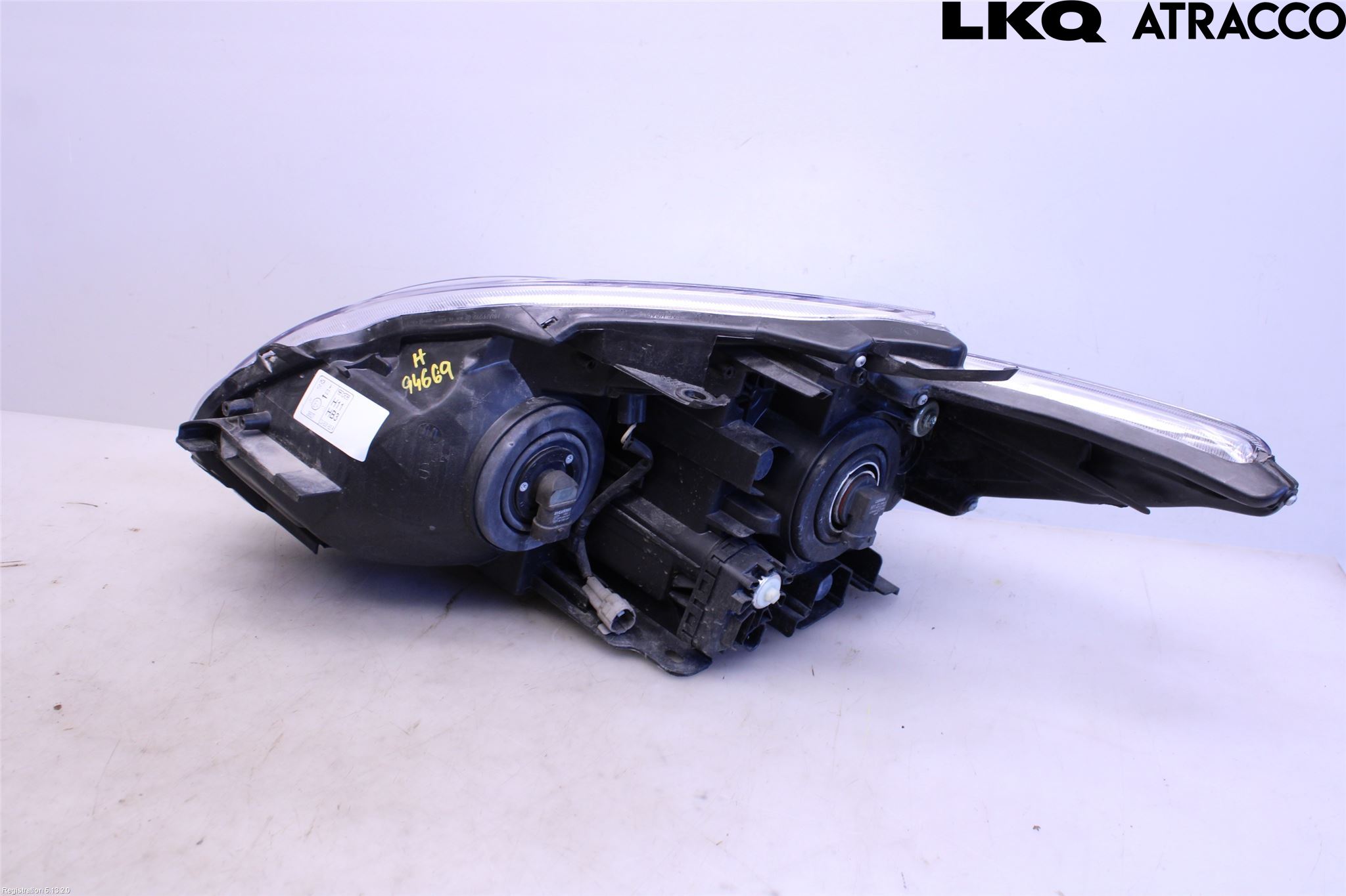 Toyota PRIUS ZVW30 09-20 Frontlykt Høyre
