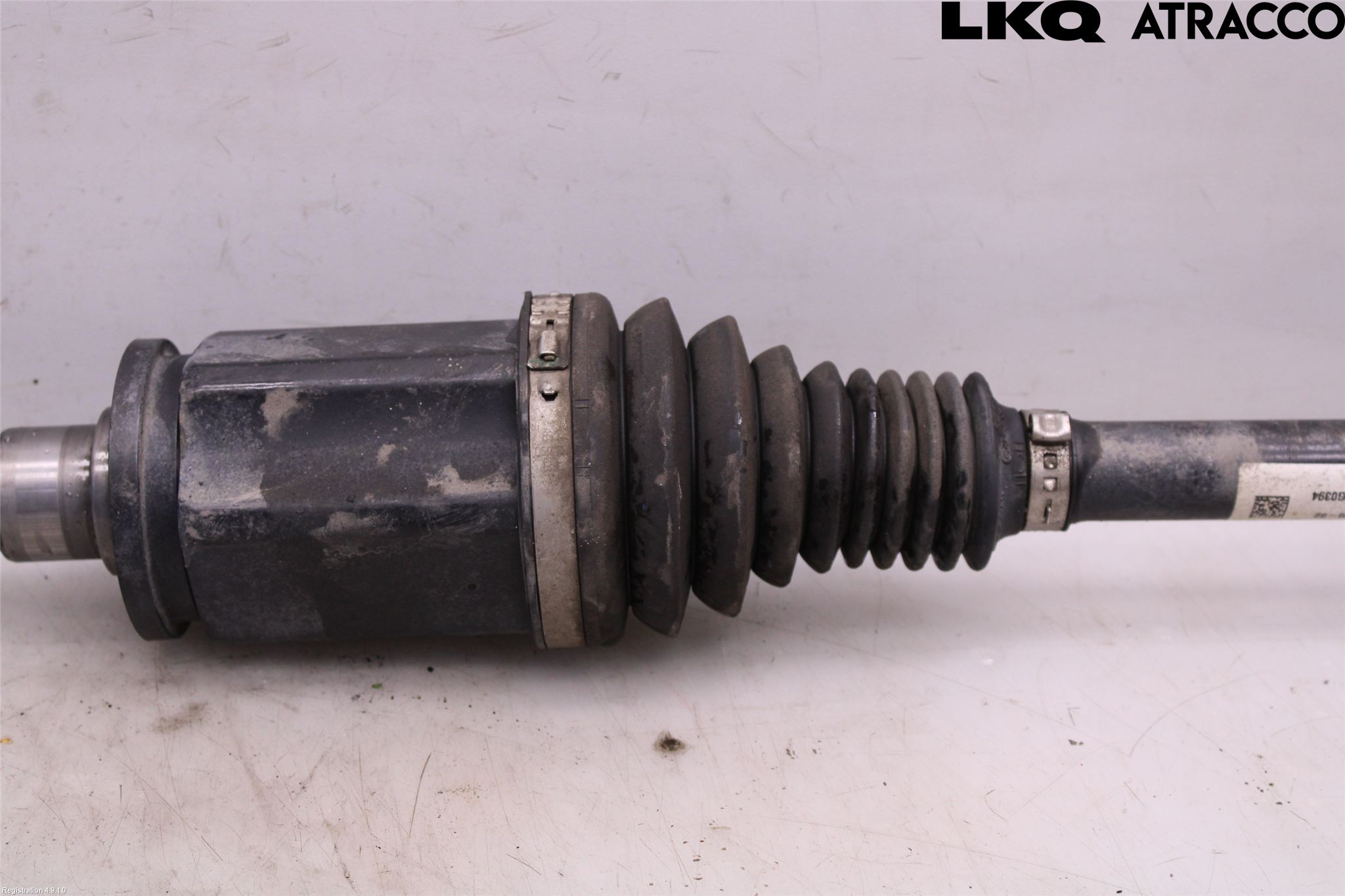 BMW 5 G30/G31/F90 17-23 Drivaksel Foran Kompl Høyre