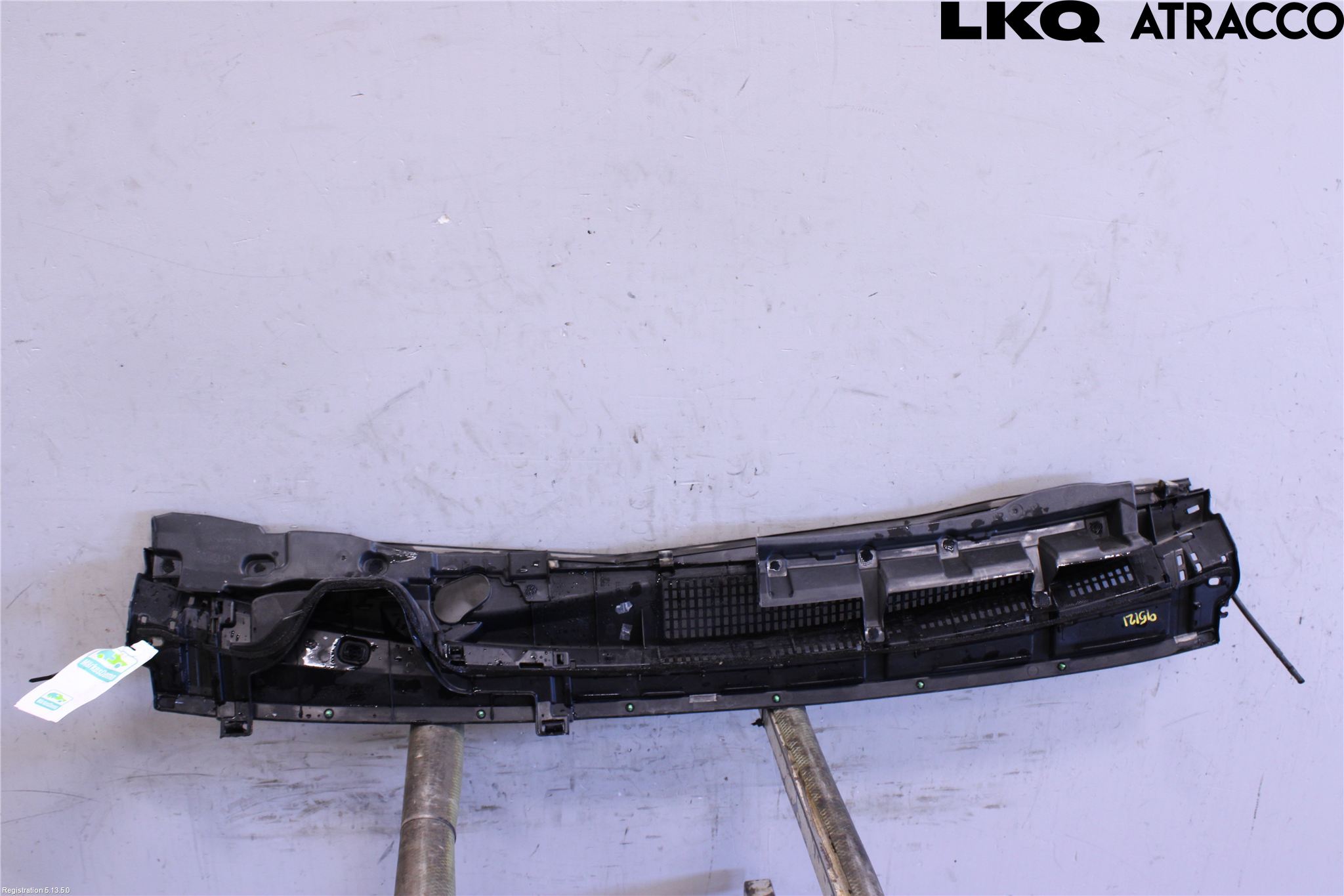 Toyota YARIS XP130 12-14 Visker Deksel-Grill-Under Frr