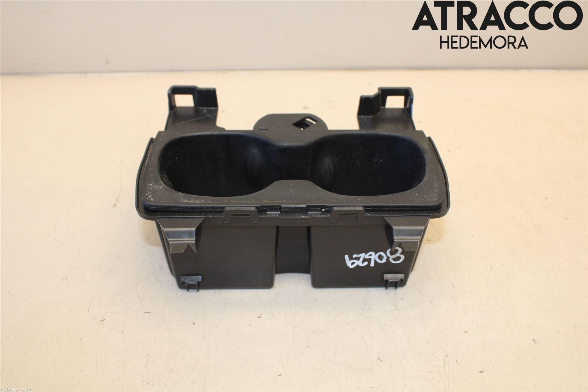 Opel INSIGNIA 17- Innr Koppholder