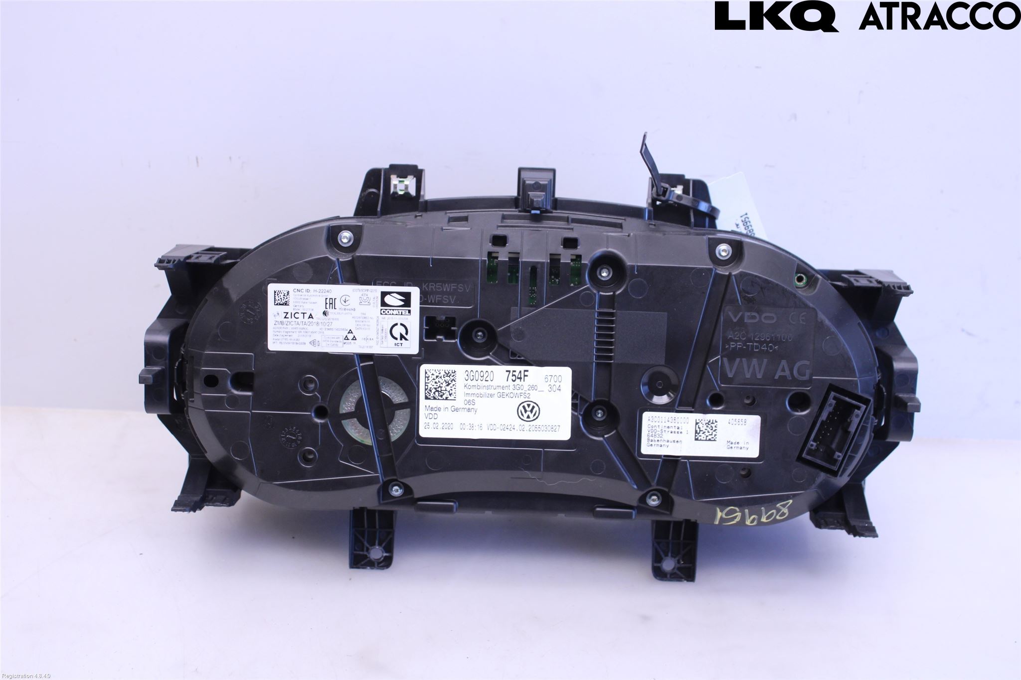 Volkswagen VW PASSAT 20-24 Instr Kombinert