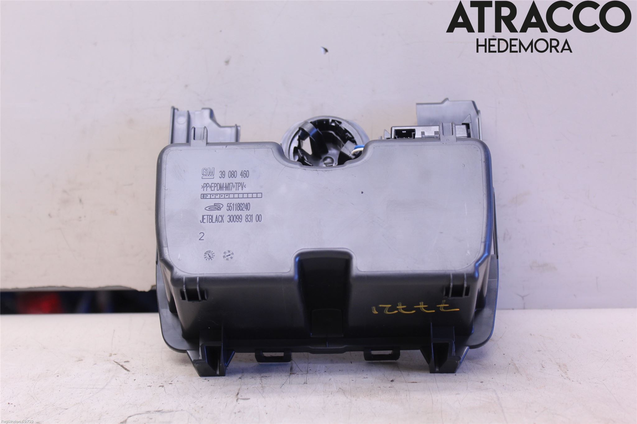 Opel INSIGNIA 17- Innr Koppholder