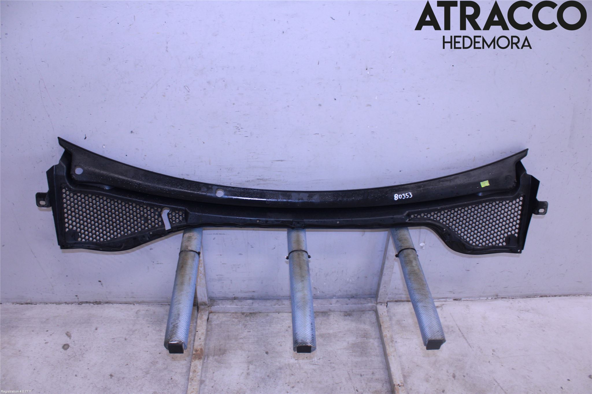 Seat LEON 13-20 Visker Deksel-Grill-Under Frr