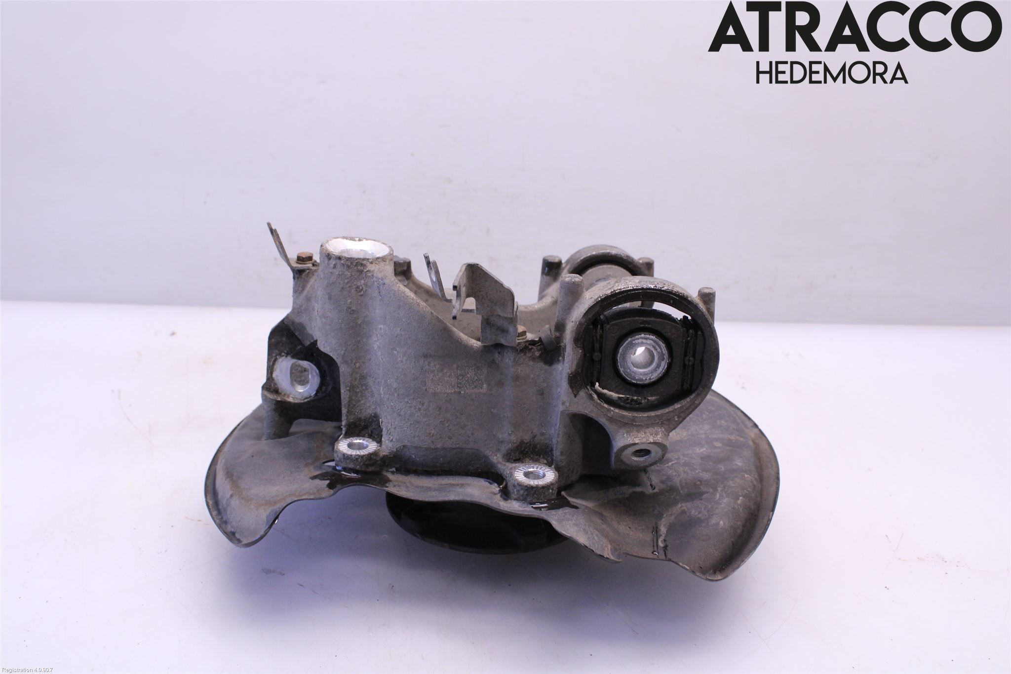 Audi A8/S8 4H 10-17 Spindel Hb