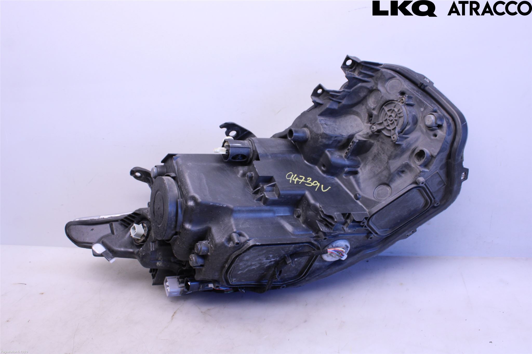 Toyota AURIS 13-19 Frontlykt Venstre